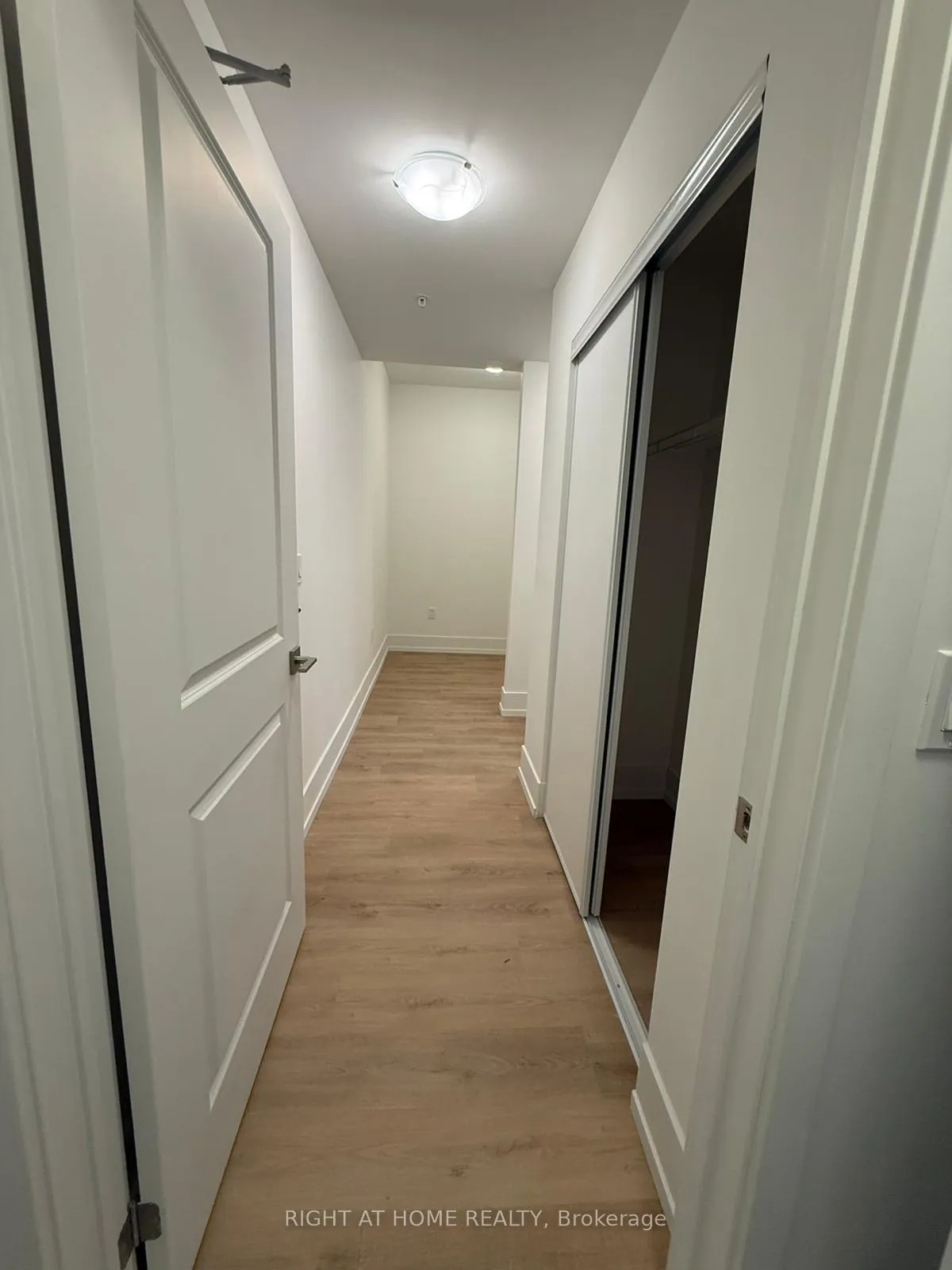 Photo 8 of Unit 710, 206 King Street W, Hamilton, Central — HOMEH