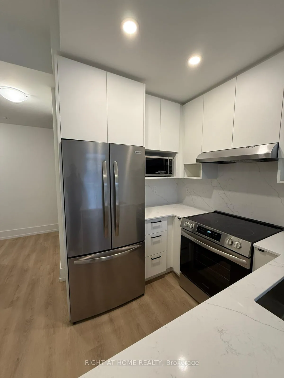Photo 14 of Unit 710, 206 King Street W, Hamilton, Central — HOMEH