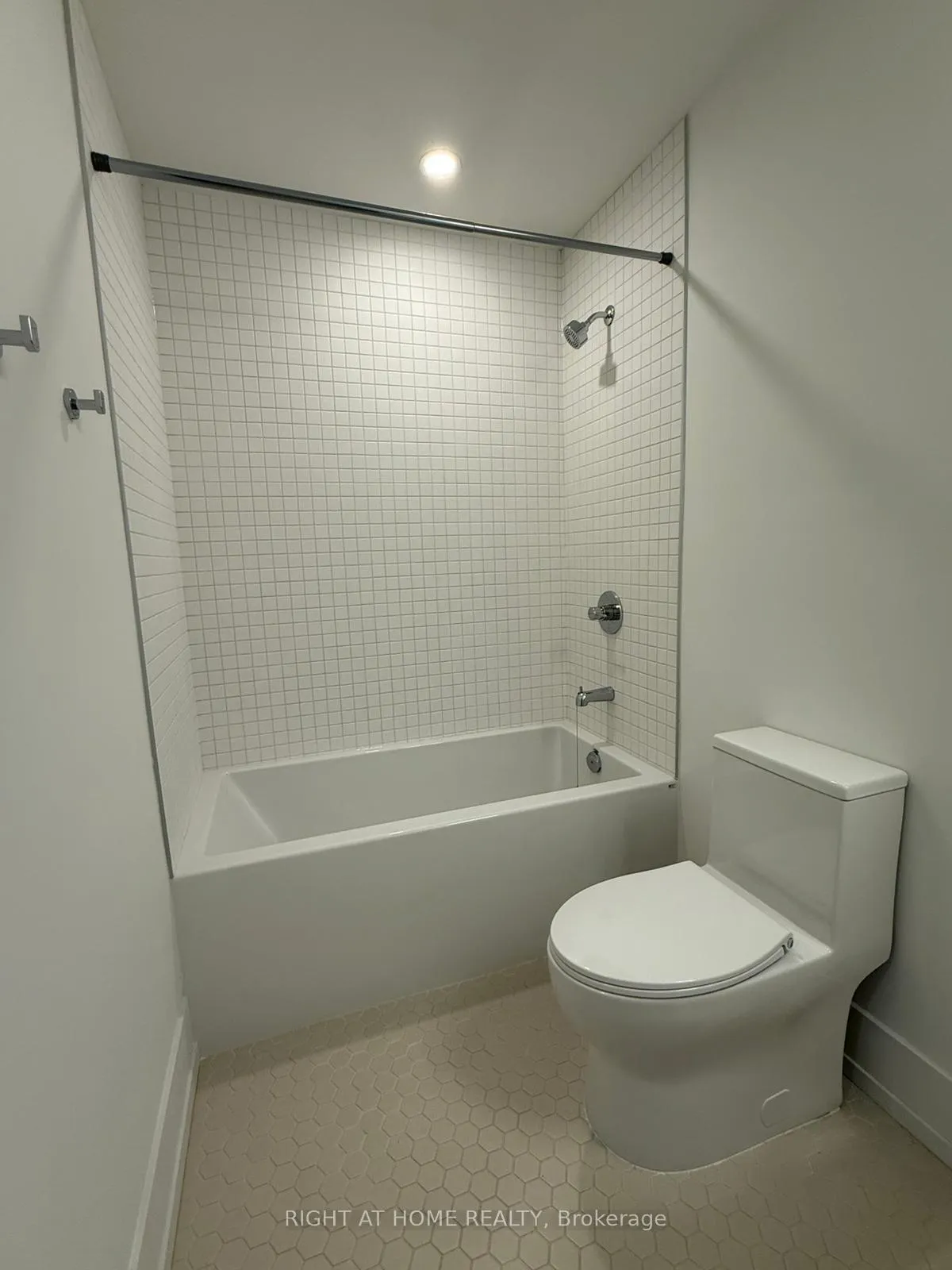 Photo 19 of Unit 710, 206 King Street W, Hamilton, Central — HOMEH
