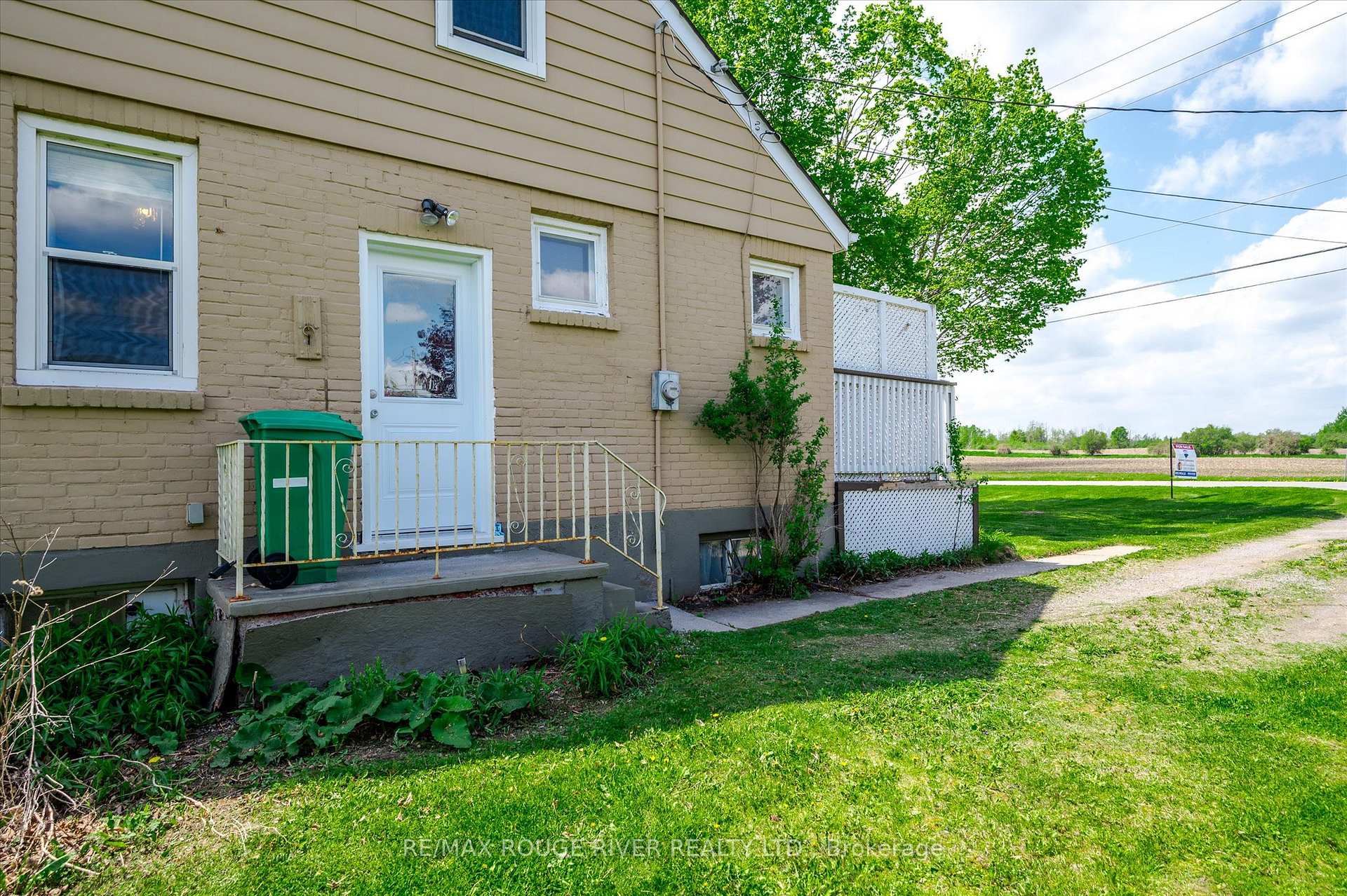 Photo 30 of 625 Towerhill Road, Peterborough, Northcrest Ward 5 — HOMEH