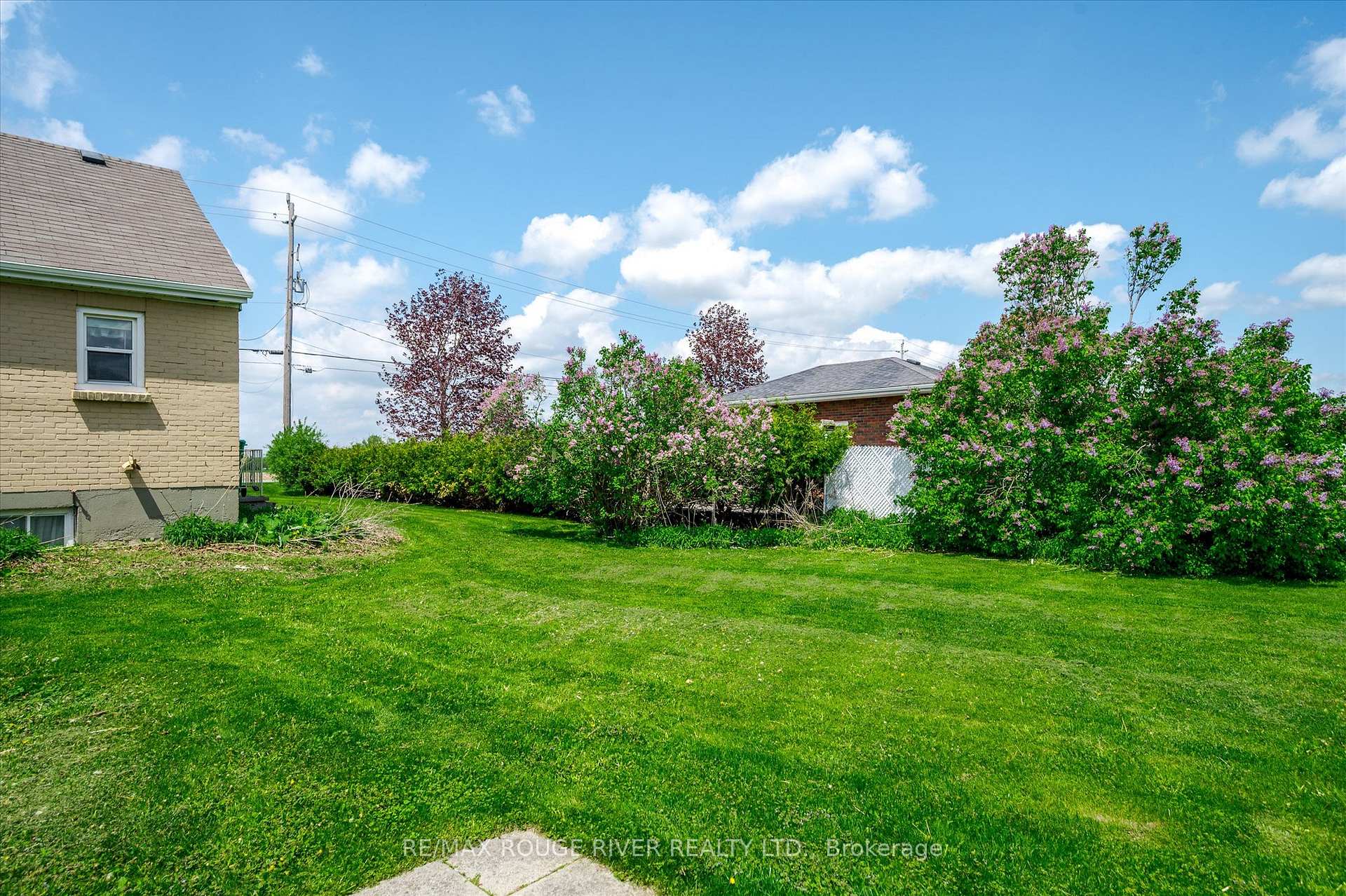 Photo 34 of 625 Towerhill Road, Peterborough, Northcrest Ward 5 — HOMEH