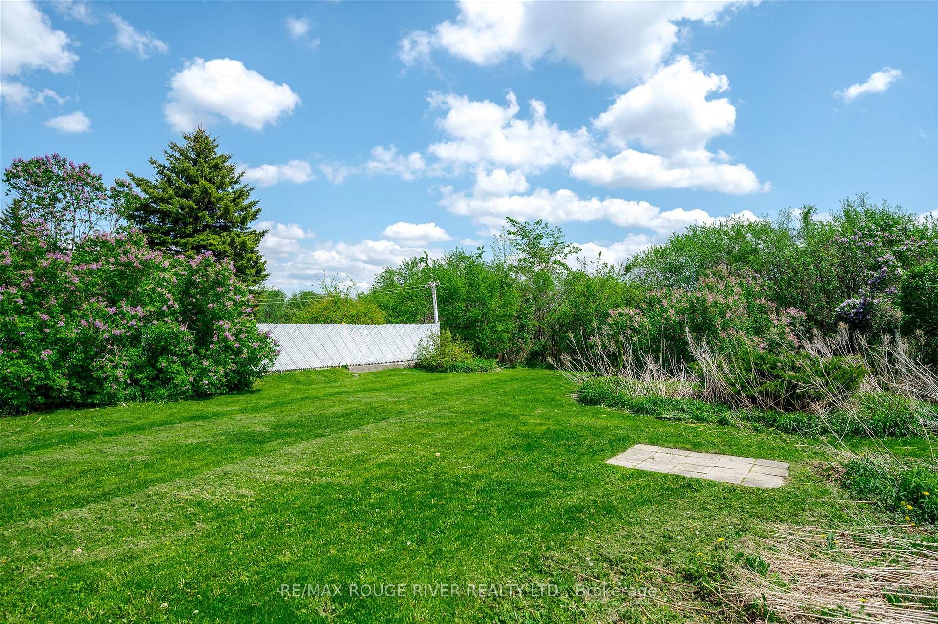 Photo 35 of 625 Towerhill Road, Peterborough, Northcrest Ward 5 — HOMEH