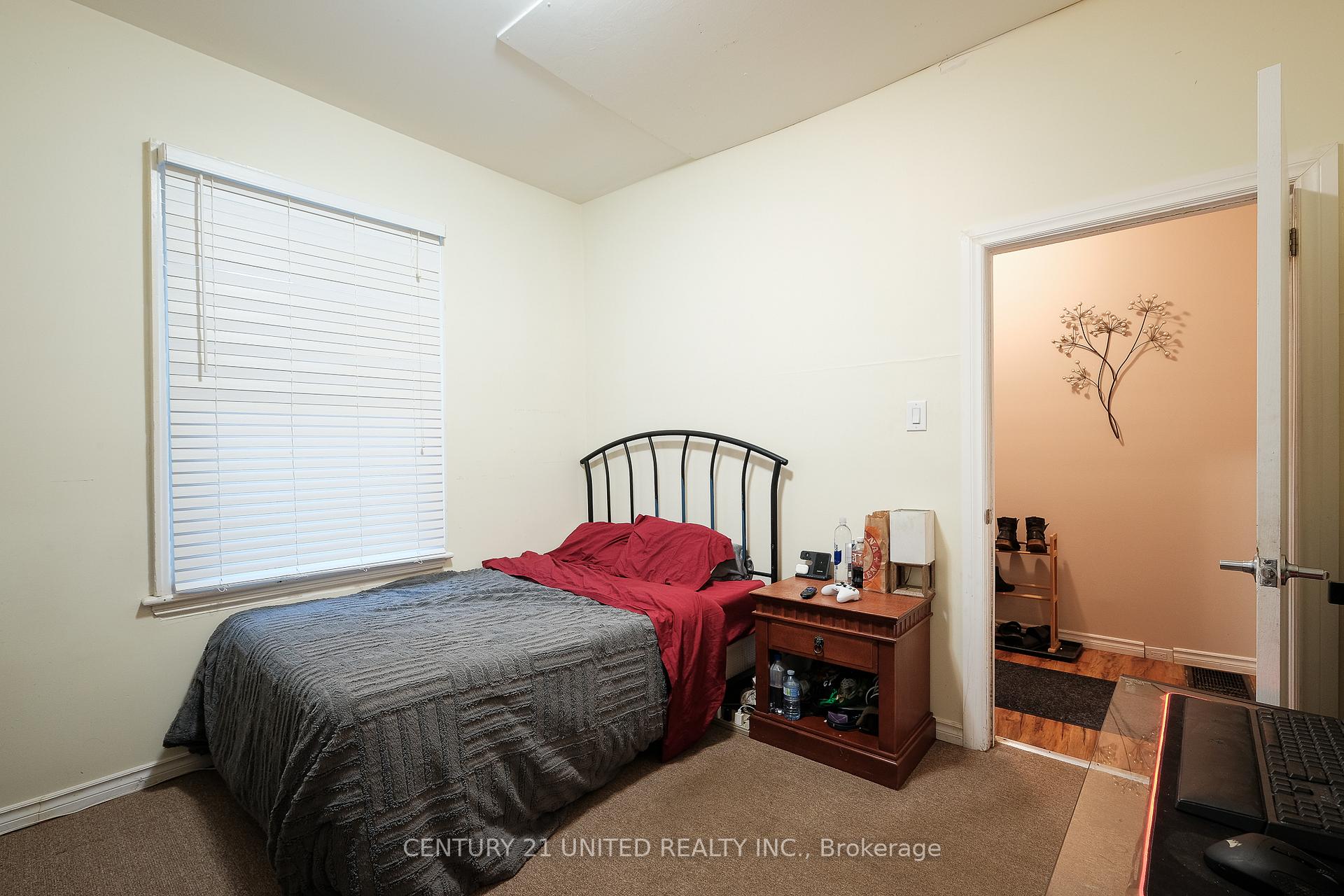 Photo 5 of 593 Harvey Street, Peterborough, Town Ward 3 — HOMEH