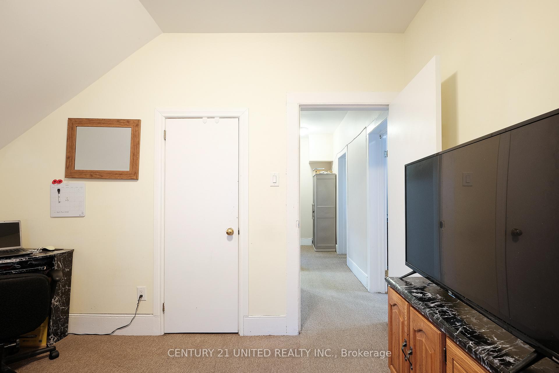 Photo 18 of 593 Harvey Street, Peterborough, Town Ward 3 — HOMEH