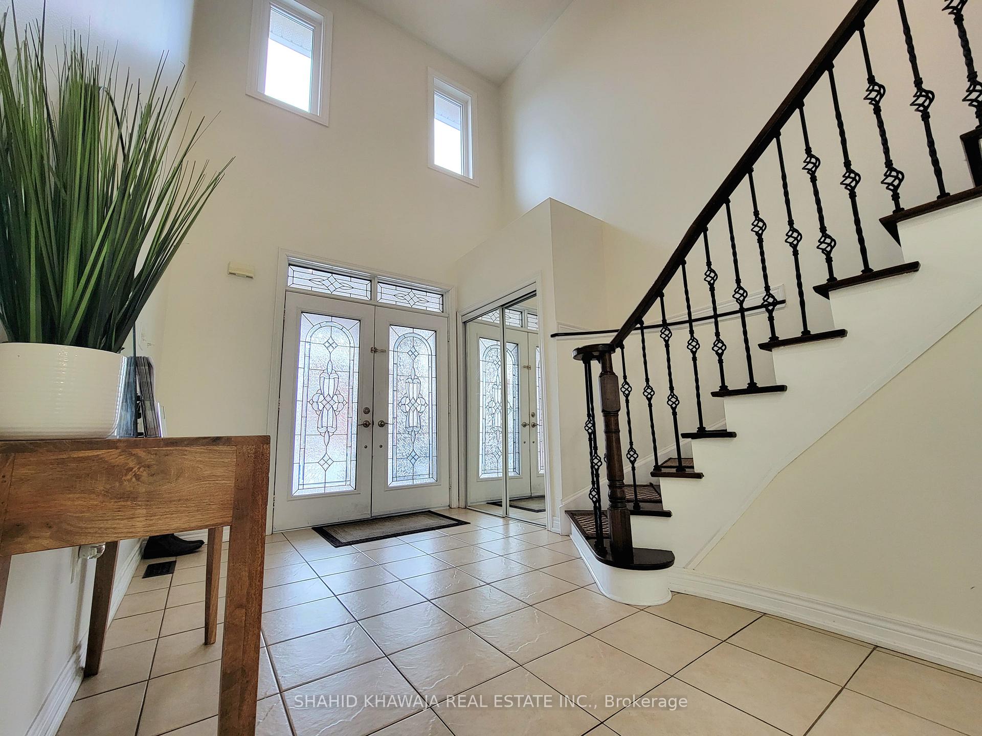 Photo 5 of 1051 McClenahan Crescent, Milton, Clarke — HOMEH