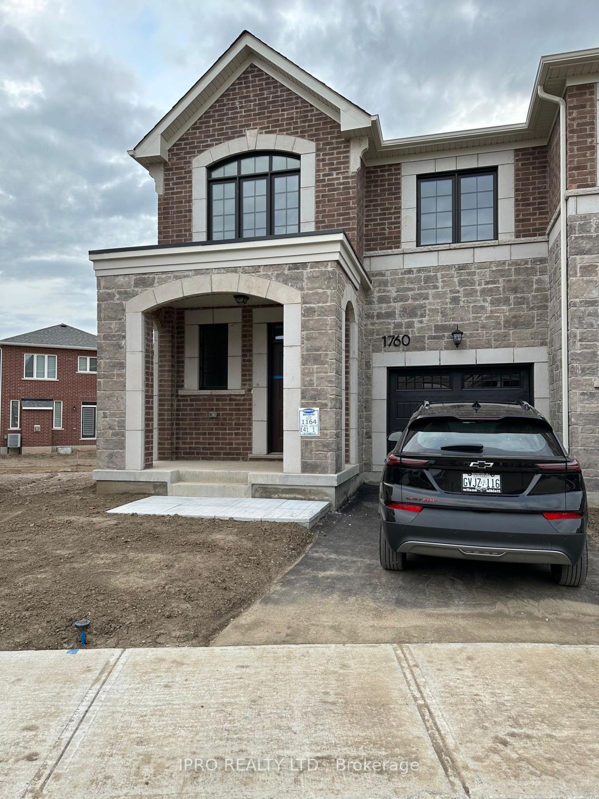Photo 1 of 1760 Thames Circle, Milton, Bowes — HOMEH