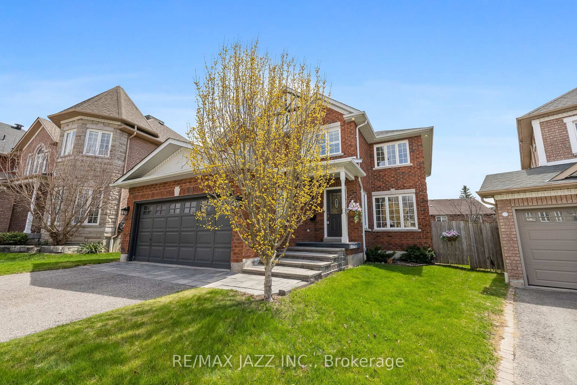 Photo 3 of 21 Mortimer Crescent, Ajax, Central West — HOMEH
