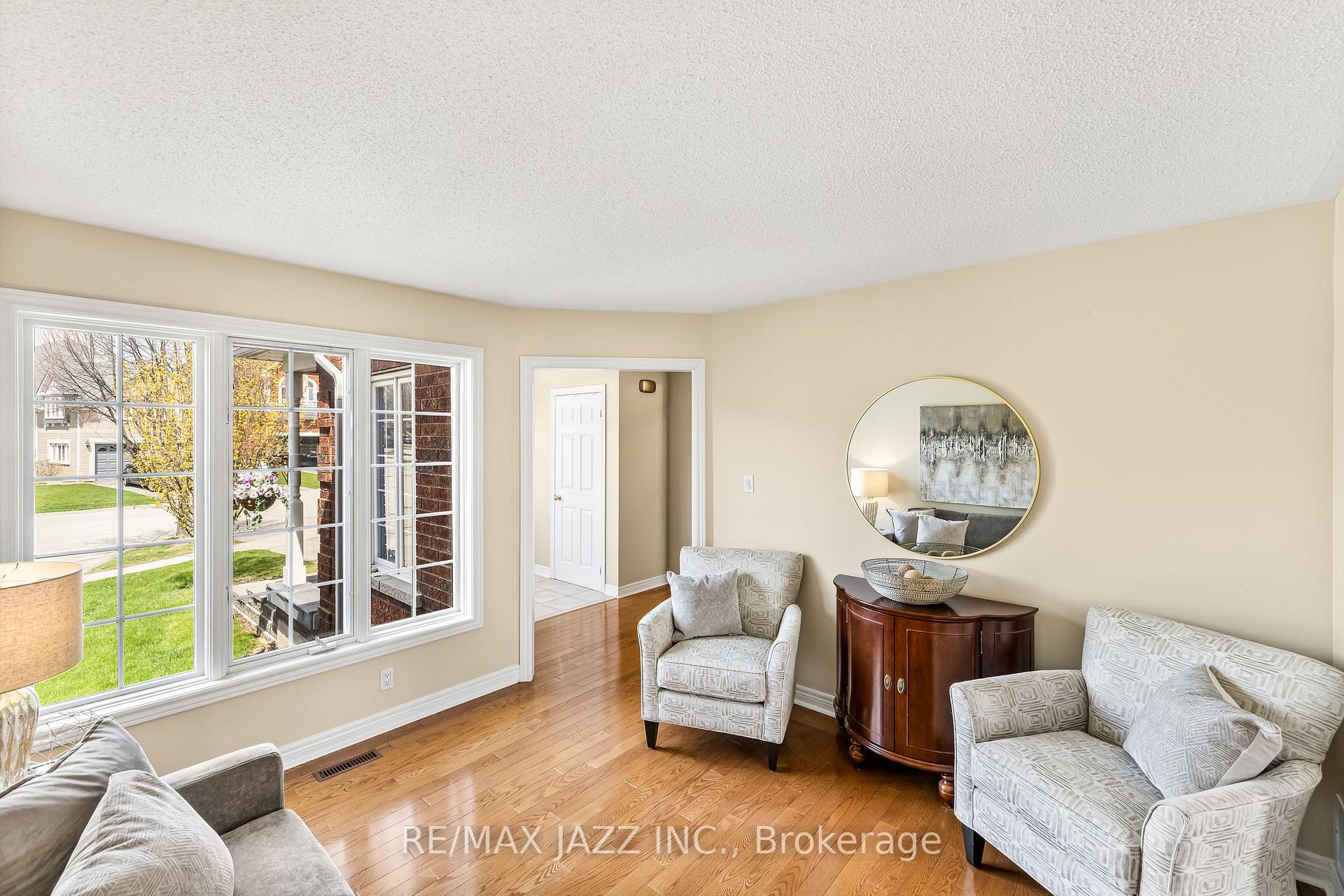 Photo 14 of 21 Mortimer Crescent, Ajax, Central West — HOMEH