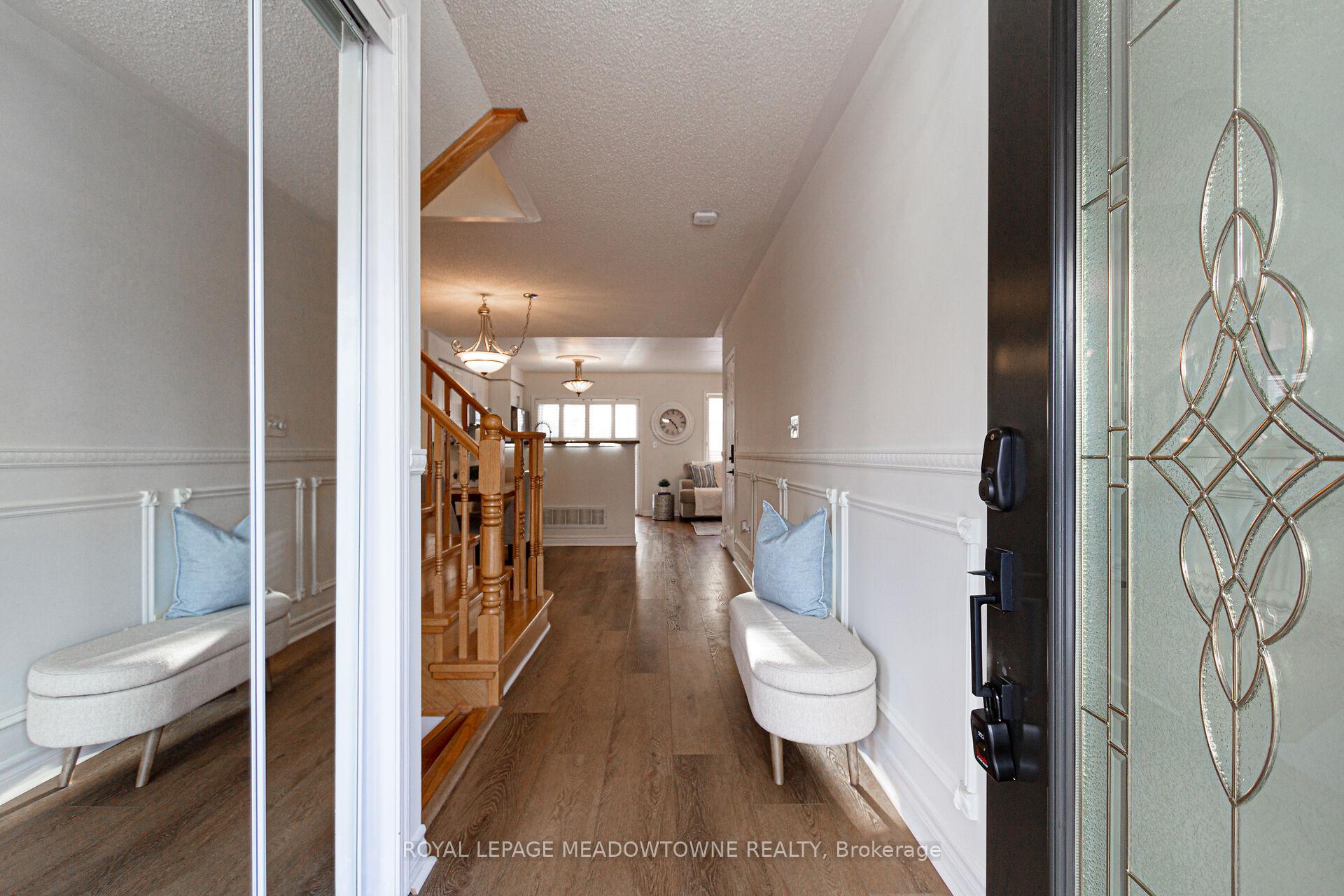 Photo 3 of 431 Baverstock Crescent, Milton, Clarke — HOMEH