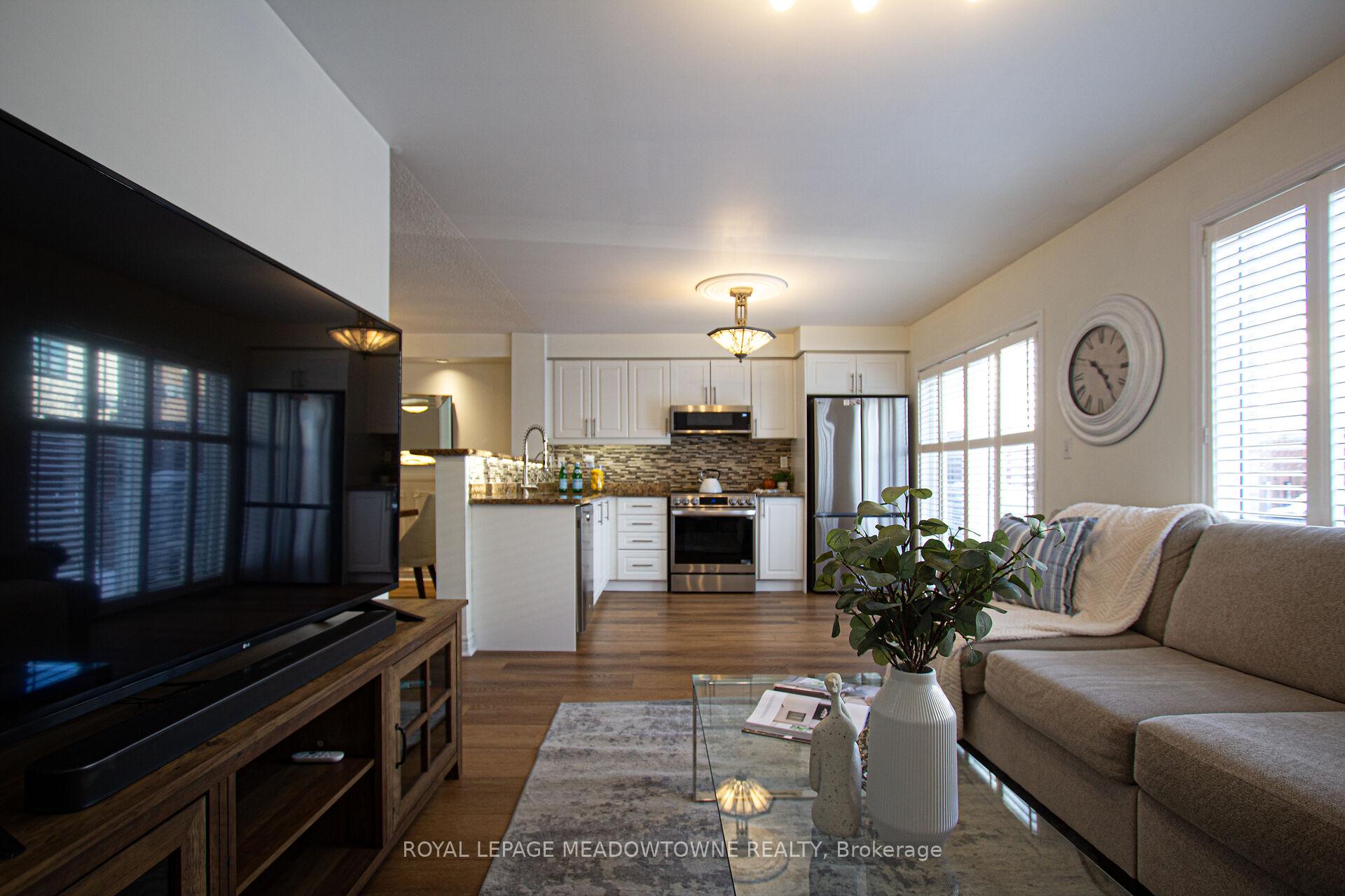 Photo 13 of 431 Baverstock Crescent, Milton, Clarke — HOMEH