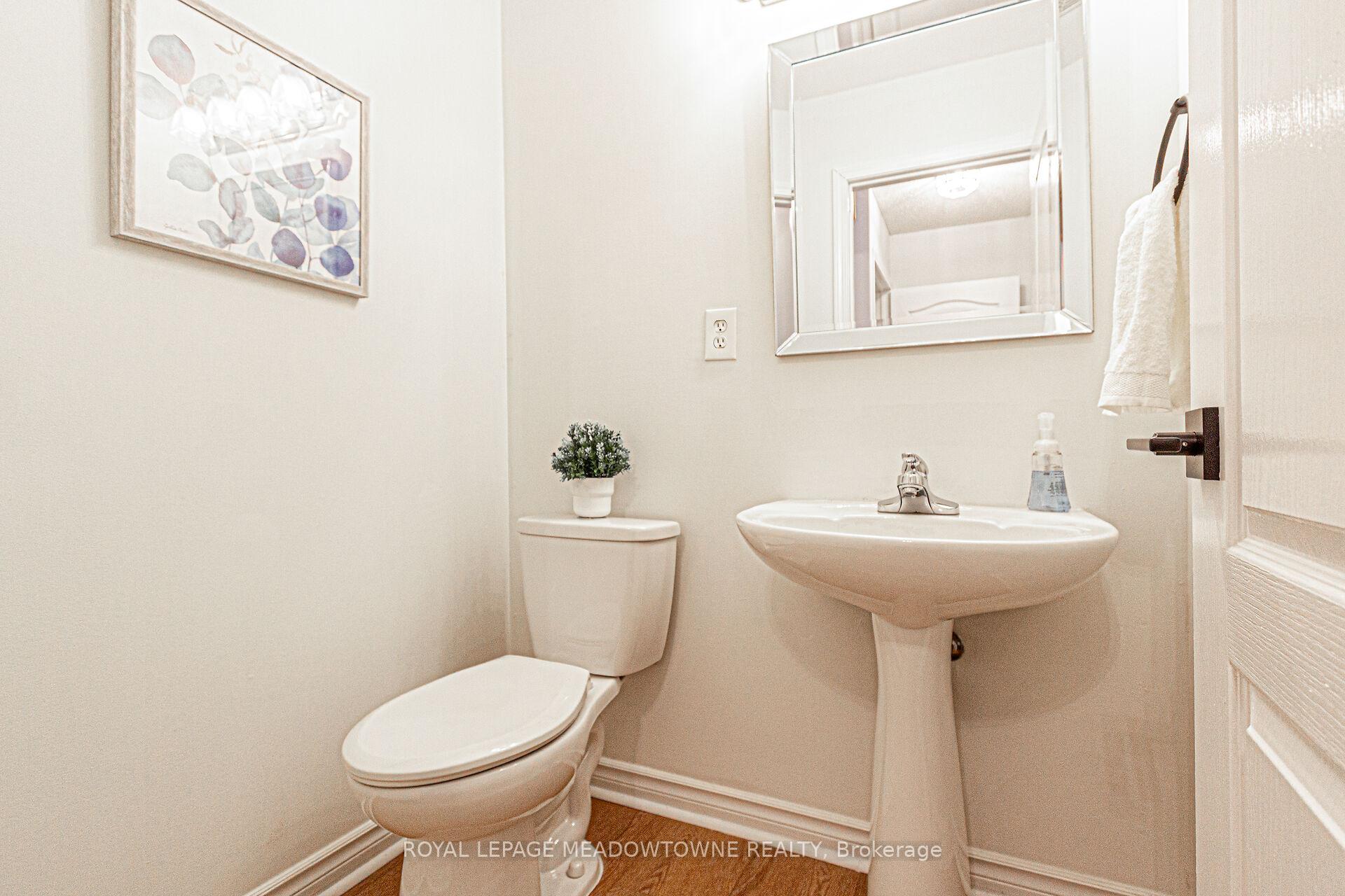 Photo 16 of 431 Baverstock Crescent, Milton, Clarke — HOMEH