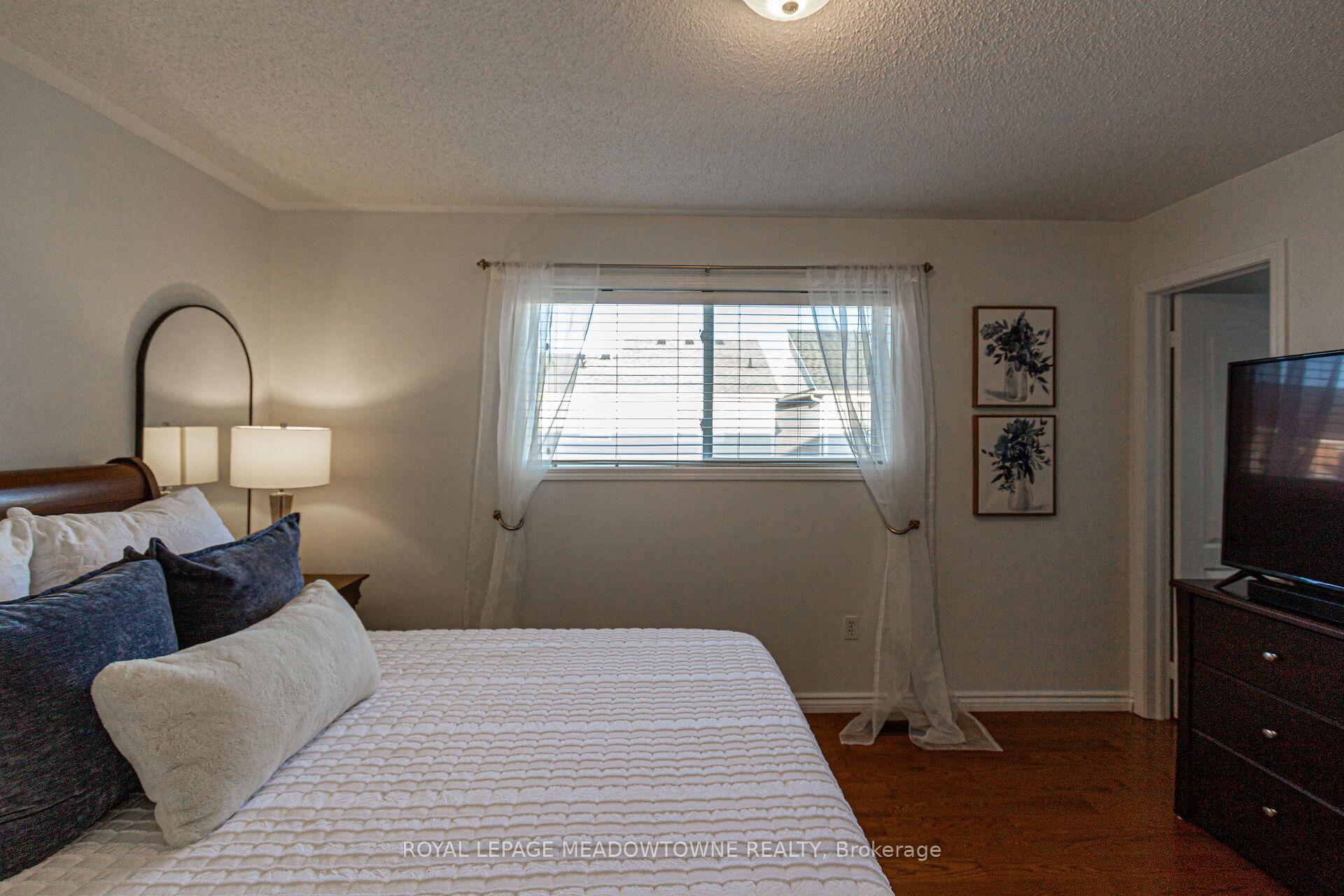 Photo 19 of 431 Baverstock Crescent, Milton, Clarke — HOMEH
