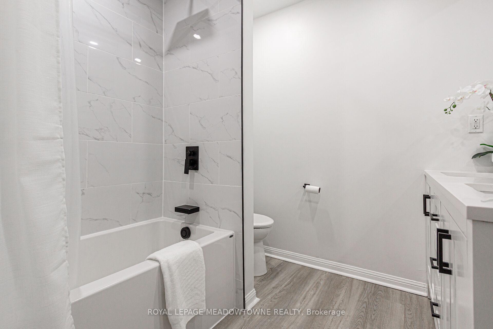 Photo 22 of 431 Baverstock Crescent, Milton, Clarke — HOMEH