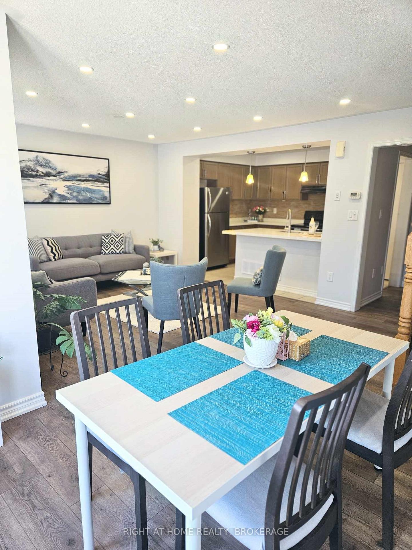 Photo 8 of 235 Schreyer Crescent, Milton, Harrison — HOMEH
