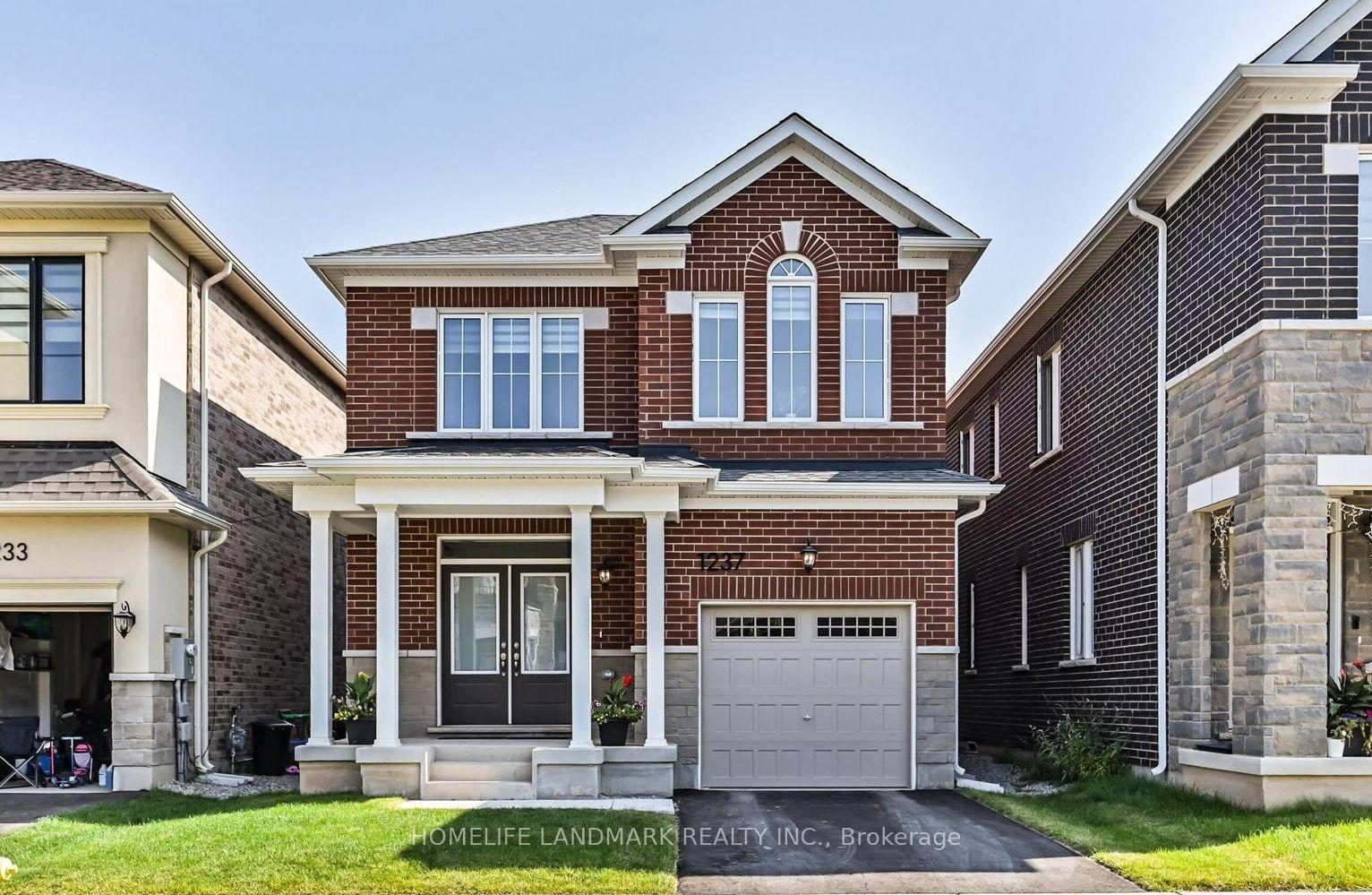 Photo 1 of 1237 Muskoka Heights, Milton, Bowes — HOMEH