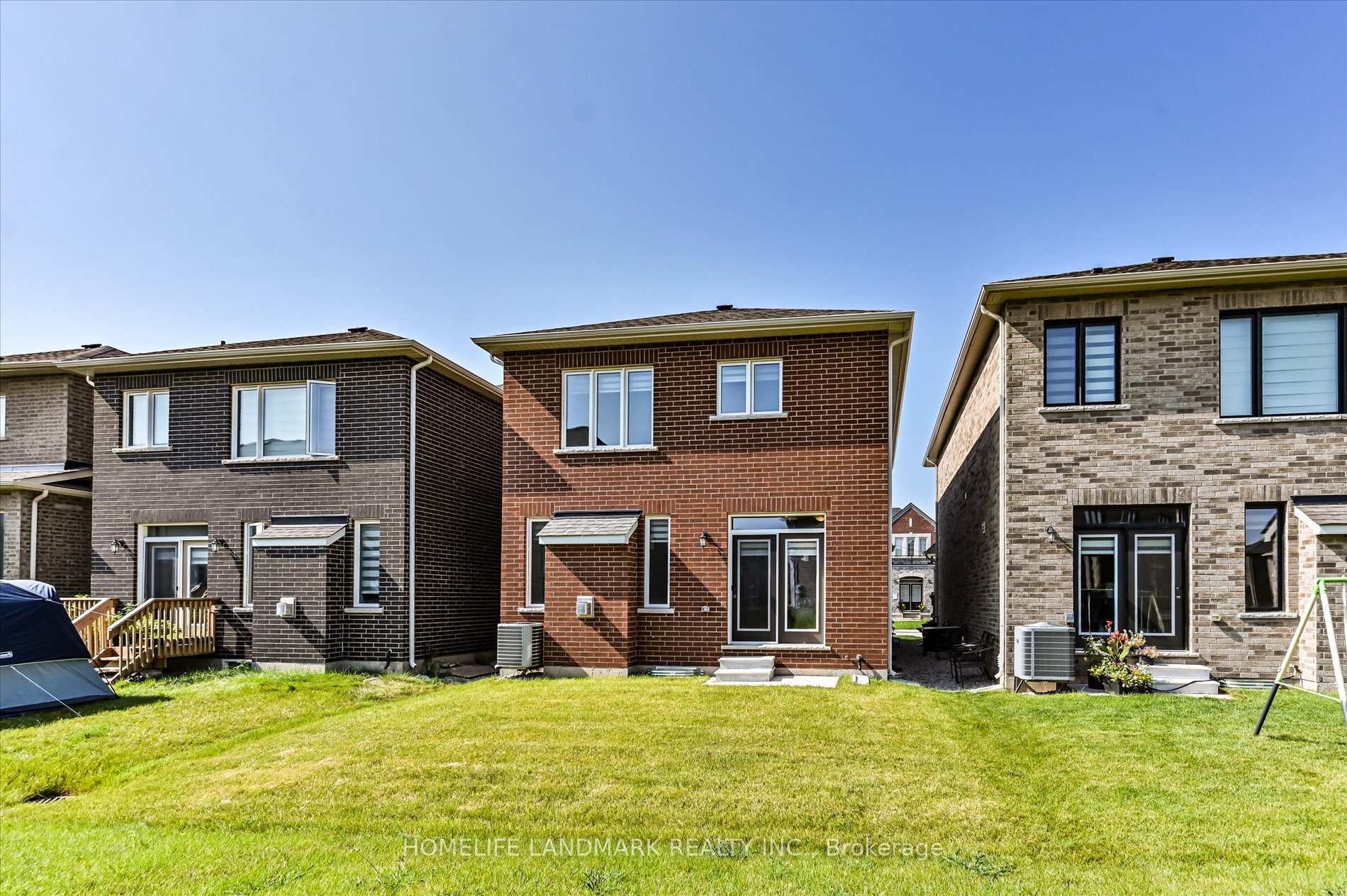Photo 26 of 1237 Muskoka Heights, Milton, Bowes — HOMEH