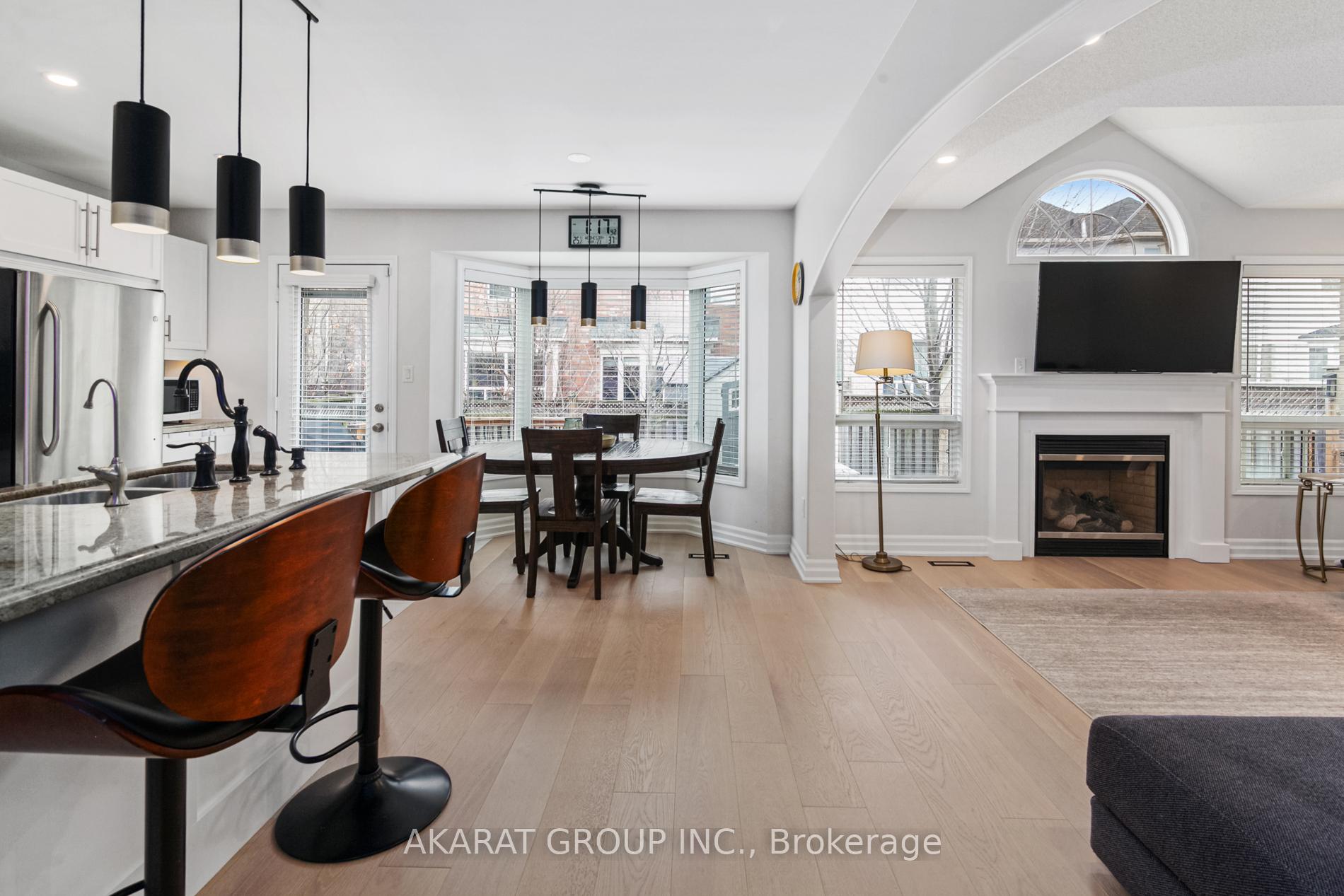 Photo 11 of 608 Brothers Crescent, Milton, Coates — HOMEH