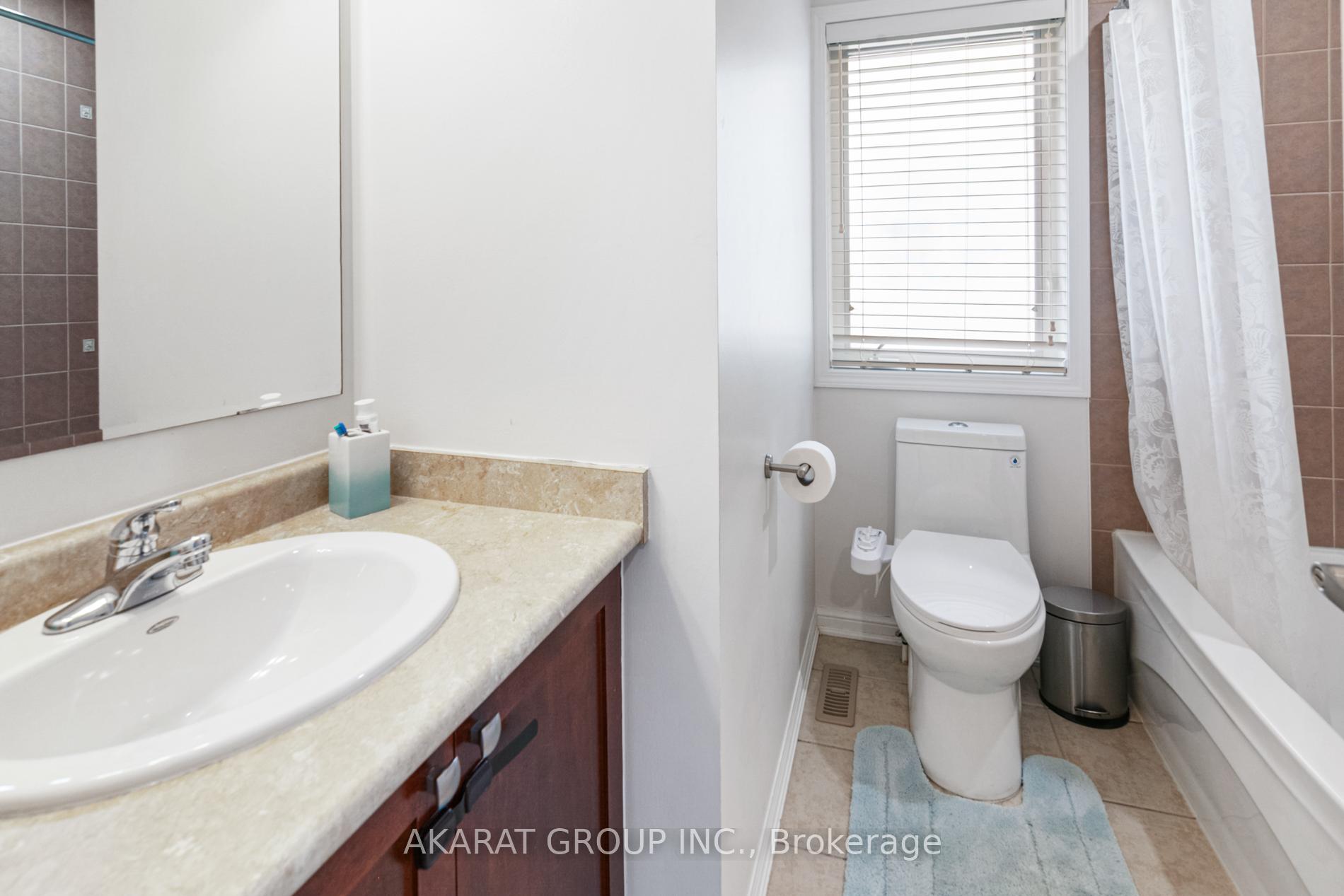 Photo 28 of 608 Brothers Crescent, Milton, Coates — HOMEH