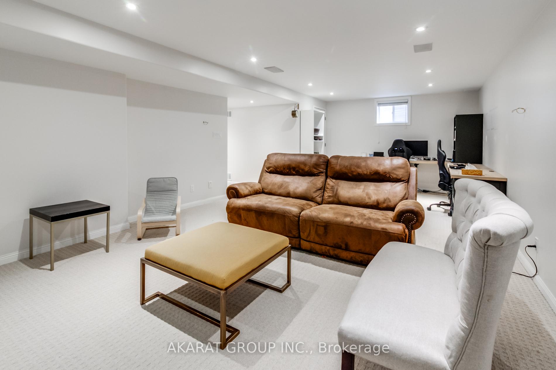 Photo 34 of 608 Brothers Crescent, Milton, Coates — HOMEH