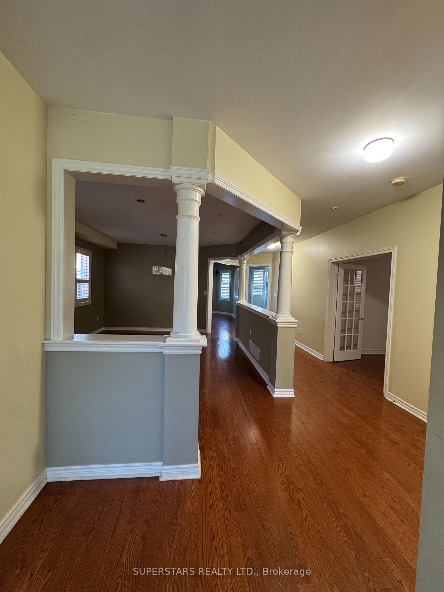Photo 8 of 172 Borealis Avenue, Aurora, Bayview Northeast — HOMEH