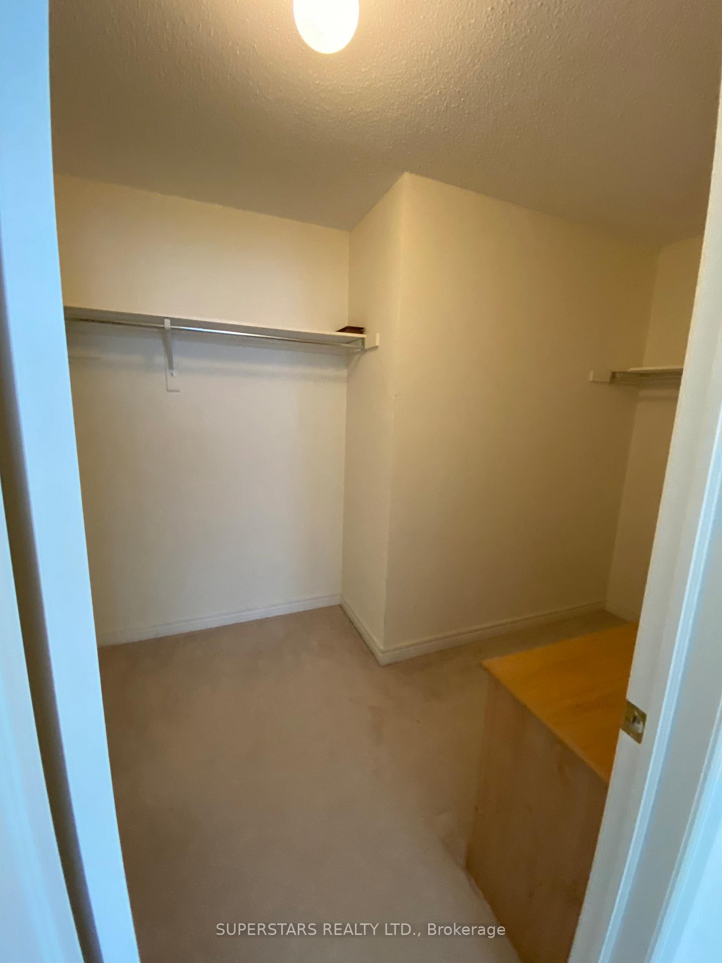 Photo 12 of 172 Borealis Avenue, Aurora, Bayview Northeast — HOMEH