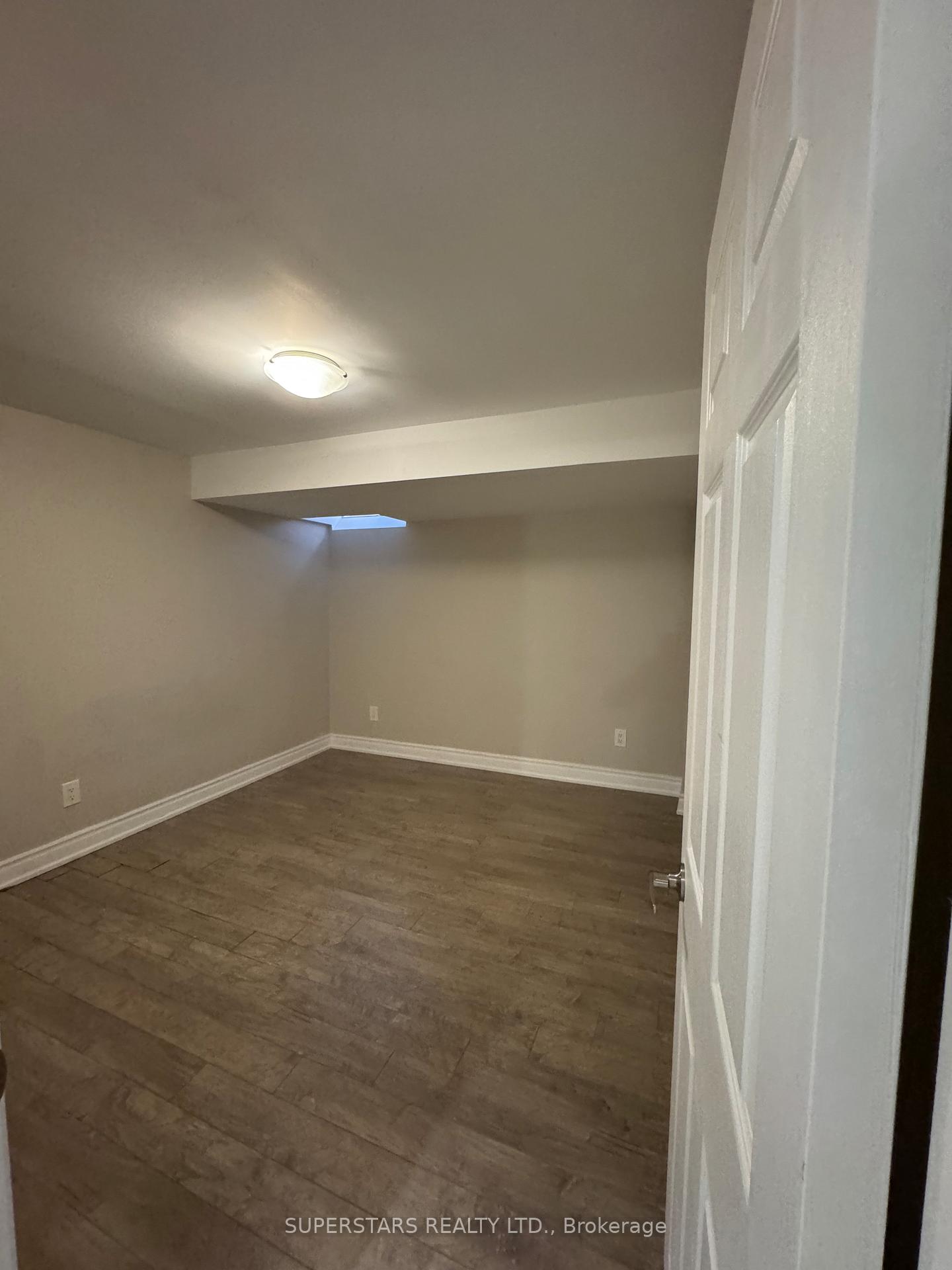 Photo 23 of 172 Borealis Avenue, Aurora, Bayview Northeast — HOMEH