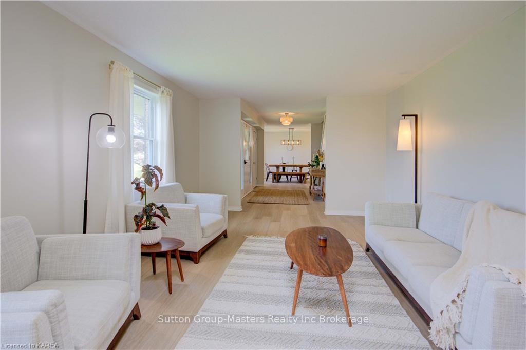 Photo 9 of 2130 Arne Crescent, Kingston, City North of 401 — HOMEH