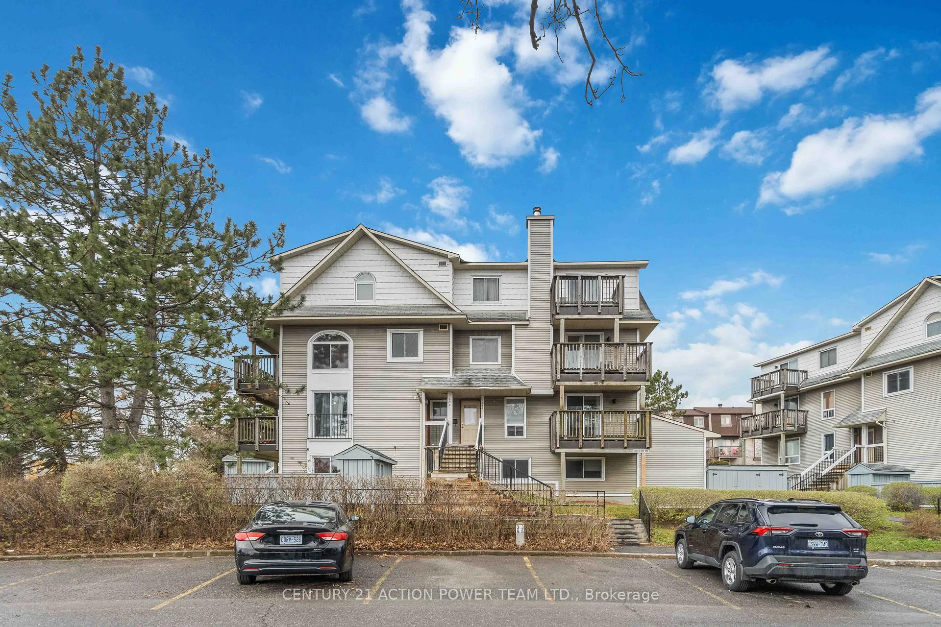 Front of 904 Tanguay Court