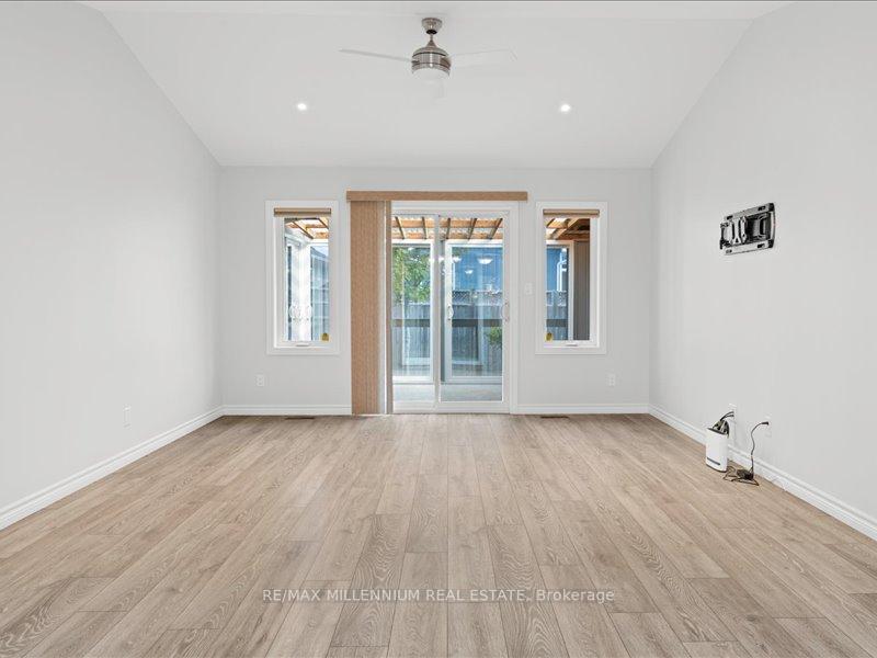 Photo 8 of 12 Mavis Way, Belleville, Belleville Ward — HOMEH