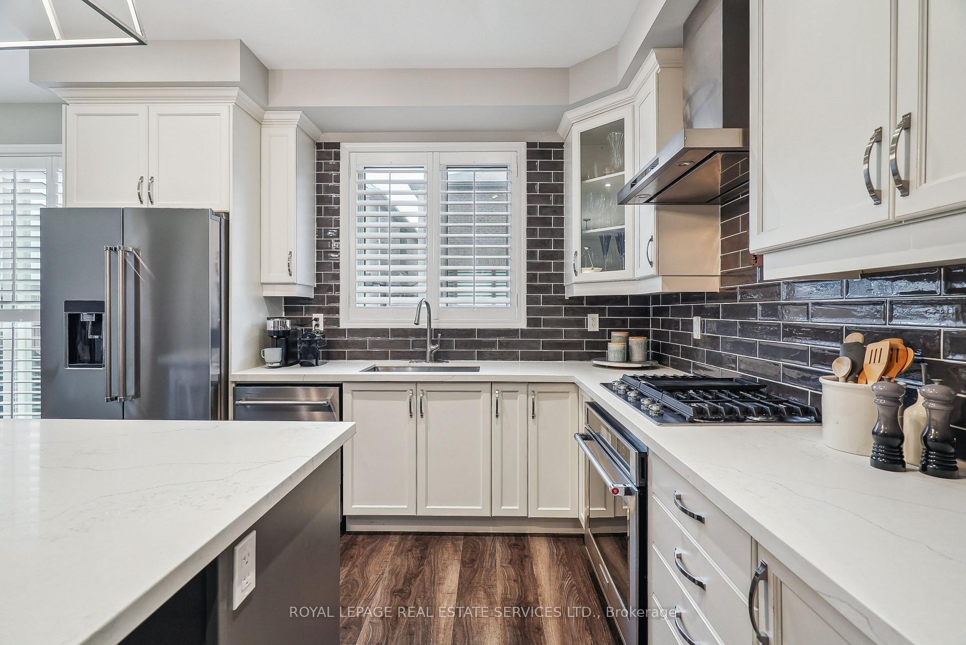 Photo 14 of 1300 Sycamore Gardens, Milton, Cobban — HOMEH