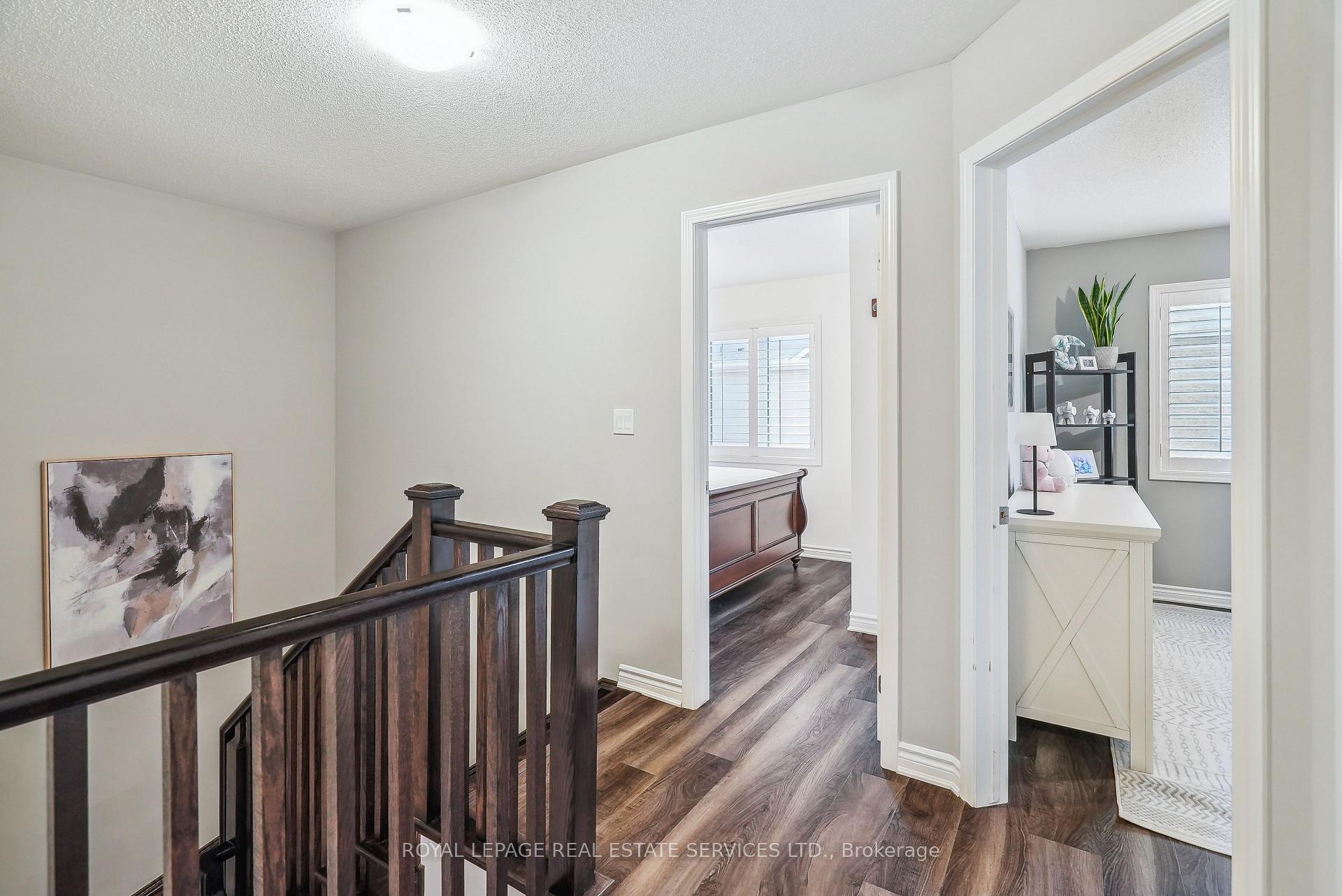 Photo 17 of 1300 Sycamore Gardens, Milton, Cobban — HOMEH