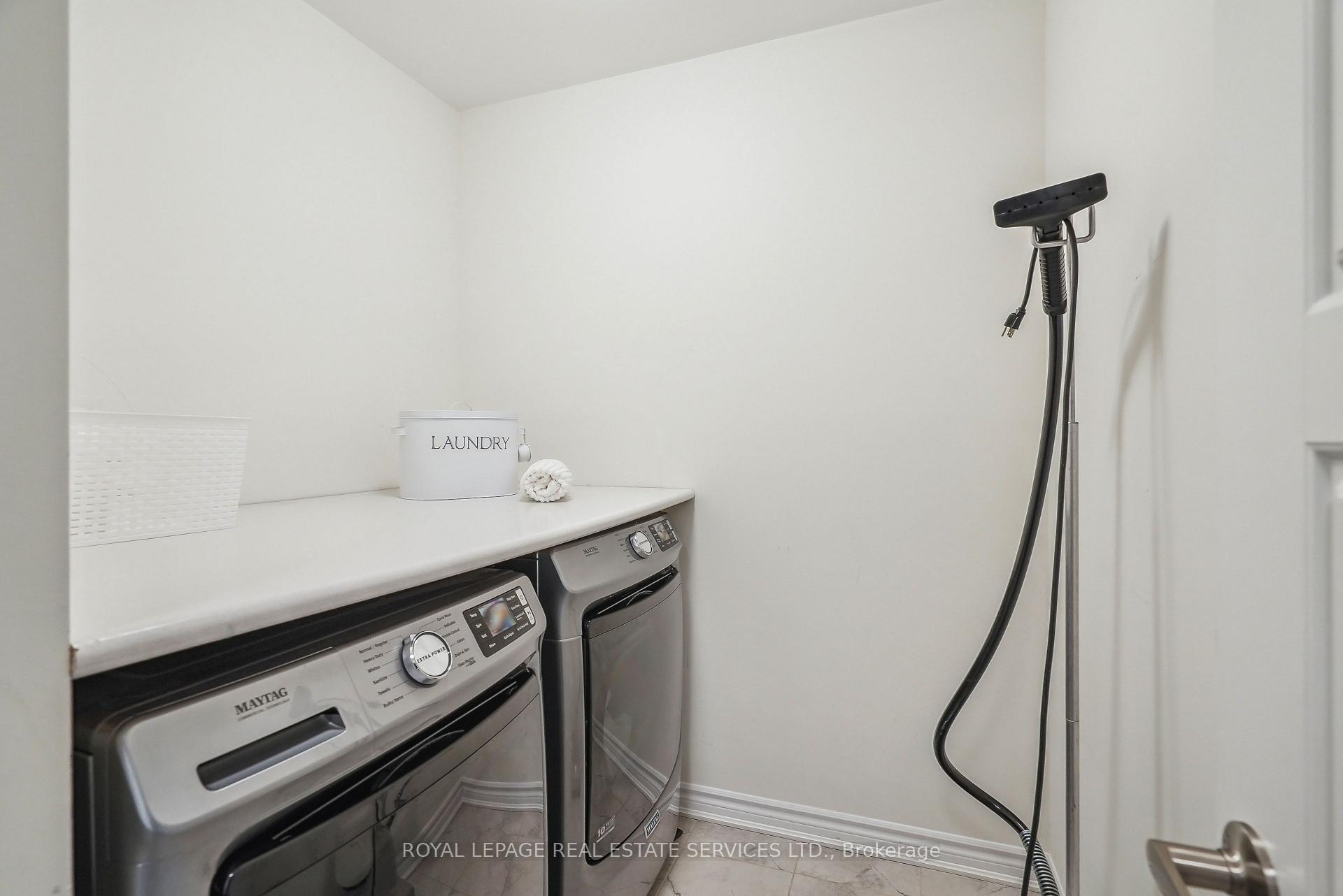 Photo 26 of 1300 Sycamore Gardens, Milton, Cobban — HOMEH
