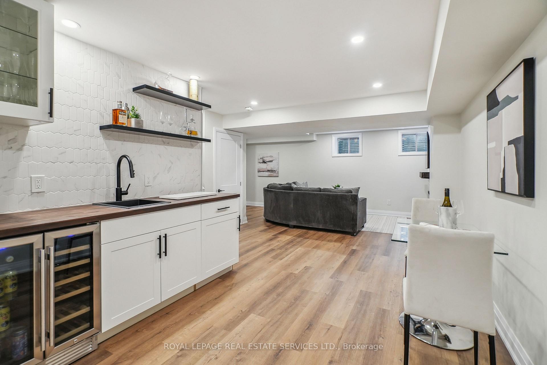 Photo 30 of 1300 Sycamore Gardens, Milton, Cobban — HOMEH