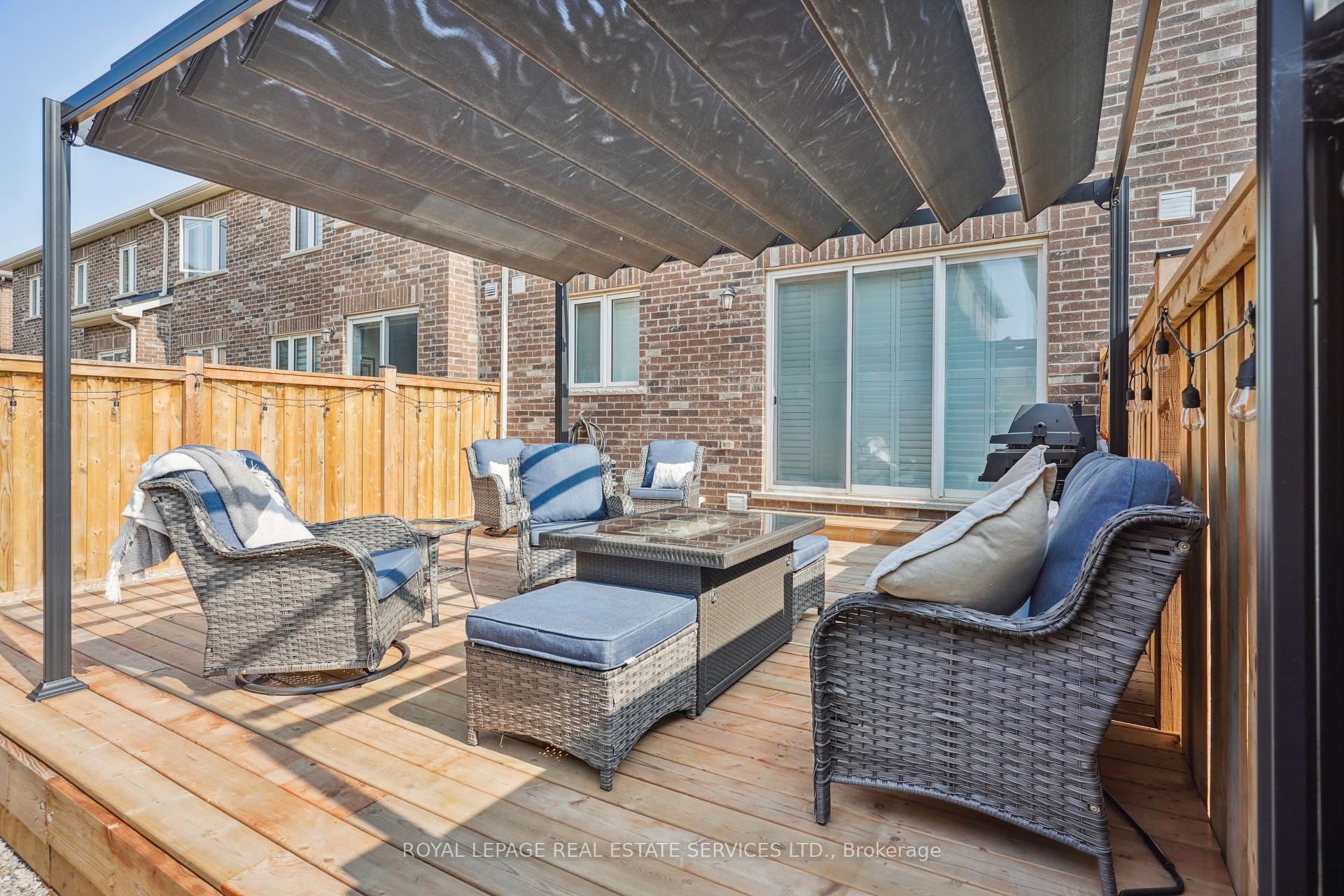 Photo 35 of 1300 Sycamore Gardens, Milton, Cobban — HOMEH
