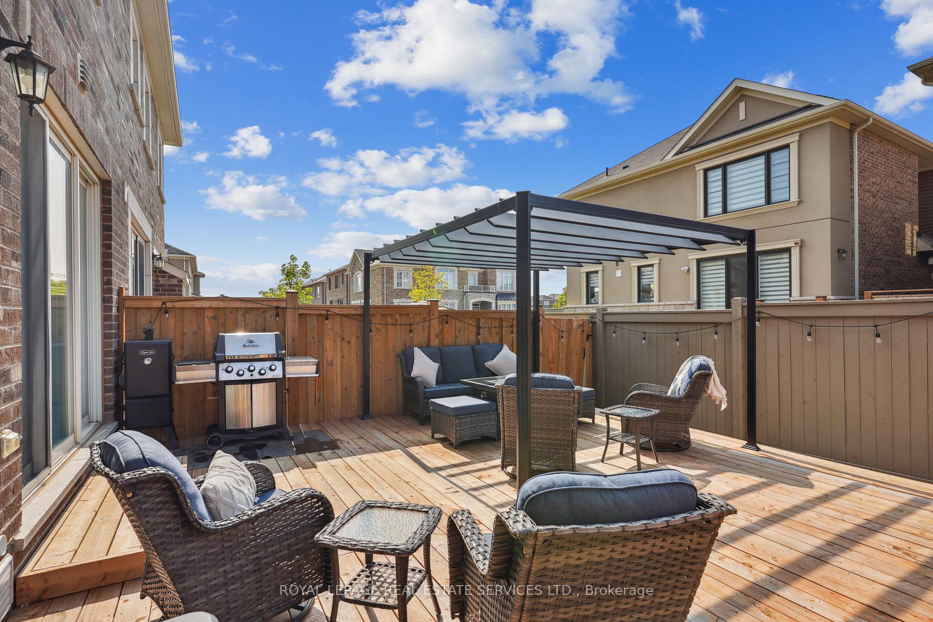 Photo 36 of 1300 Sycamore Gardens, Milton, Cobban — HOMEH