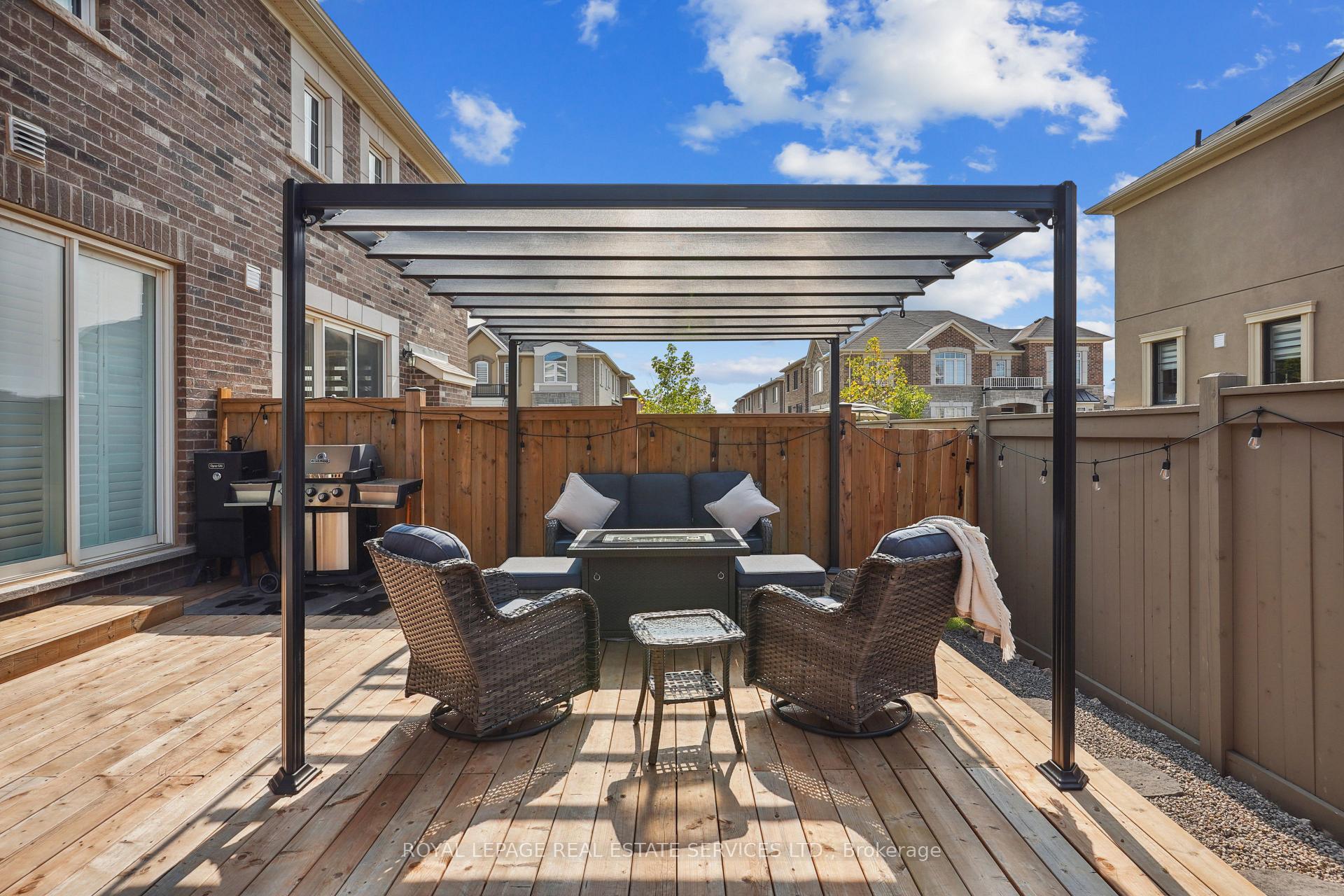 Photo 37 of 1300 Sycamore Gardens, Milton, Cobban — HOMEH