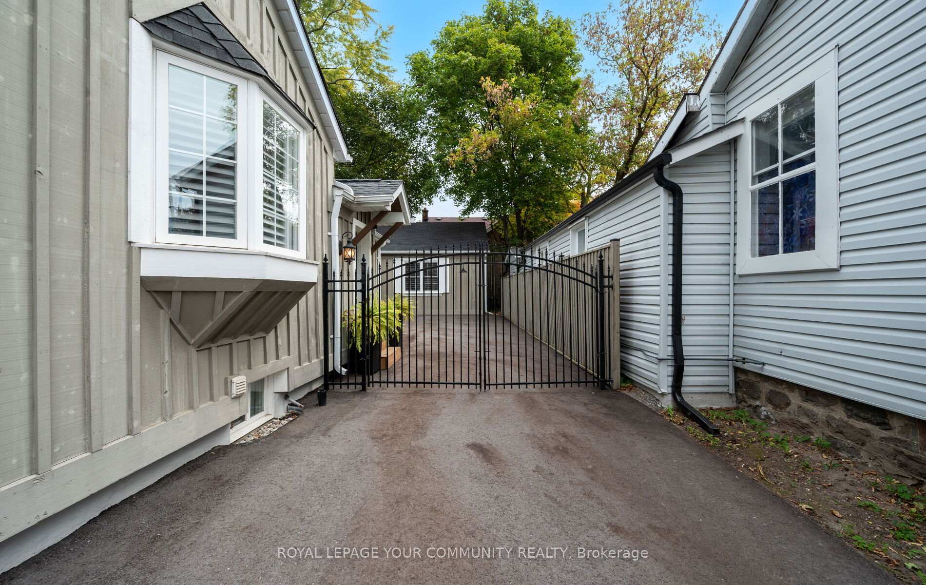 Photo 21 of 43 Wells Street, Aurora, Aurora Village — HOMEH