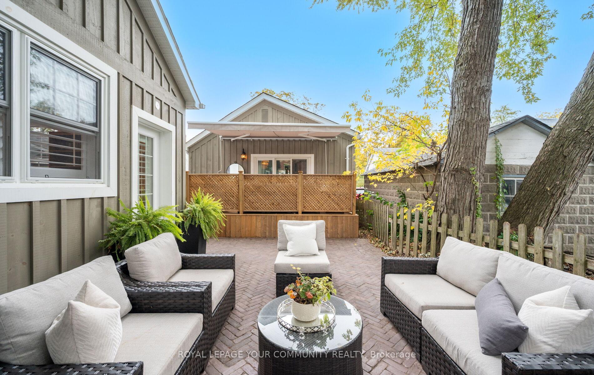 Photo 33 of 43 Wells Street, Aurora, Aurora Village — HOMEH