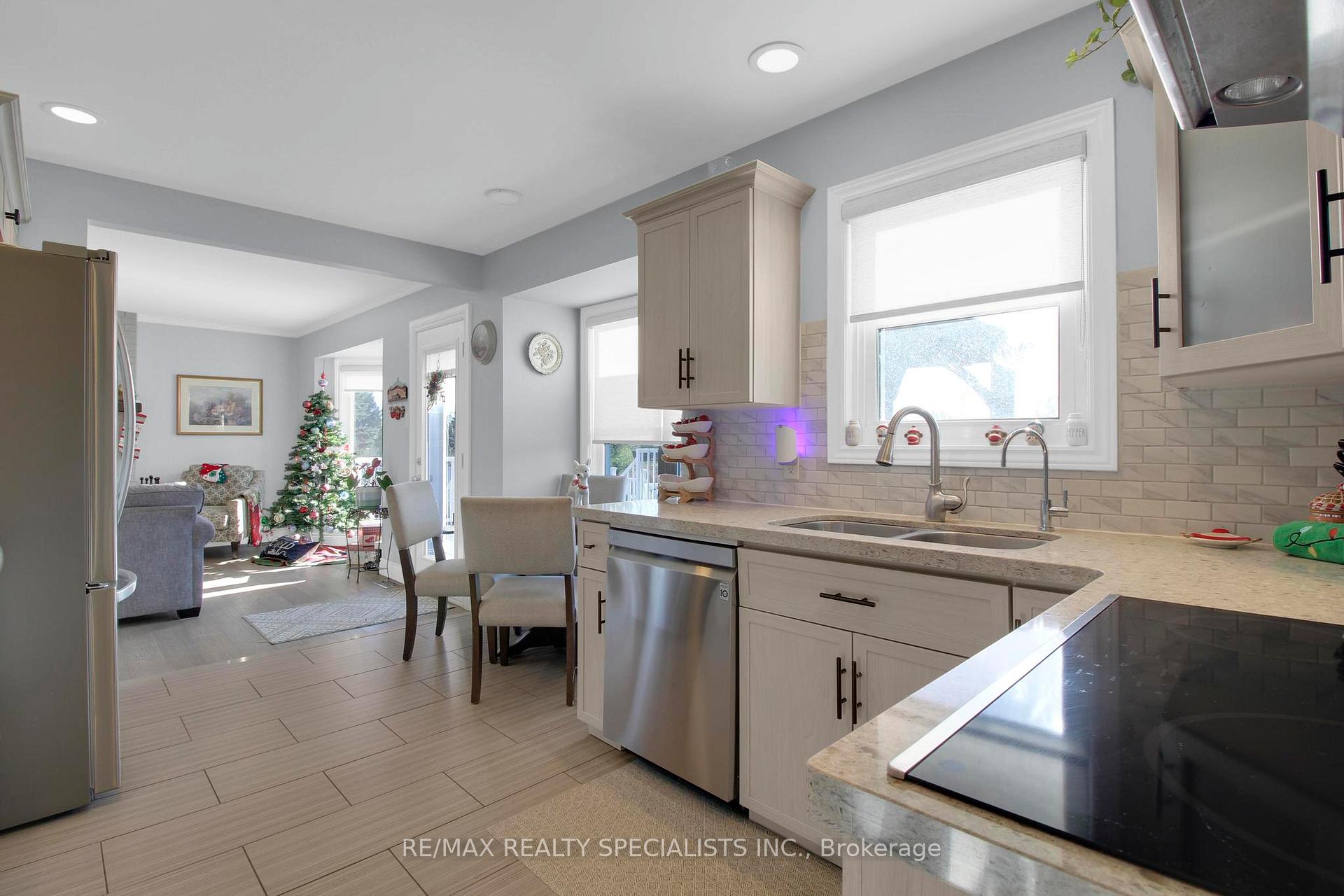 Photo 12 of 11044 1st Line, Milton, Moffat — HOMEH