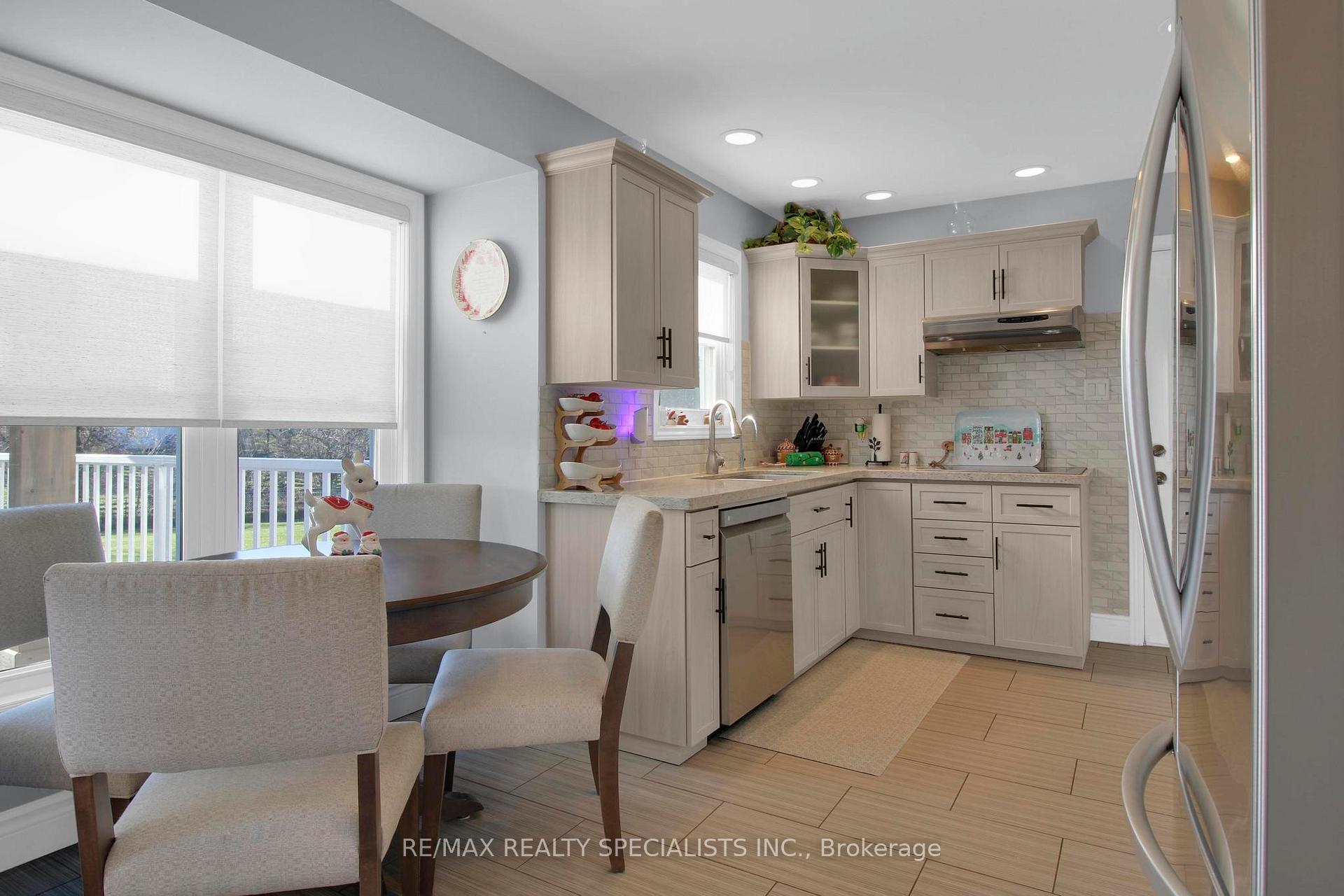 Photo 14 of 11044 1st Line, Milton, Moffat — HOMEH