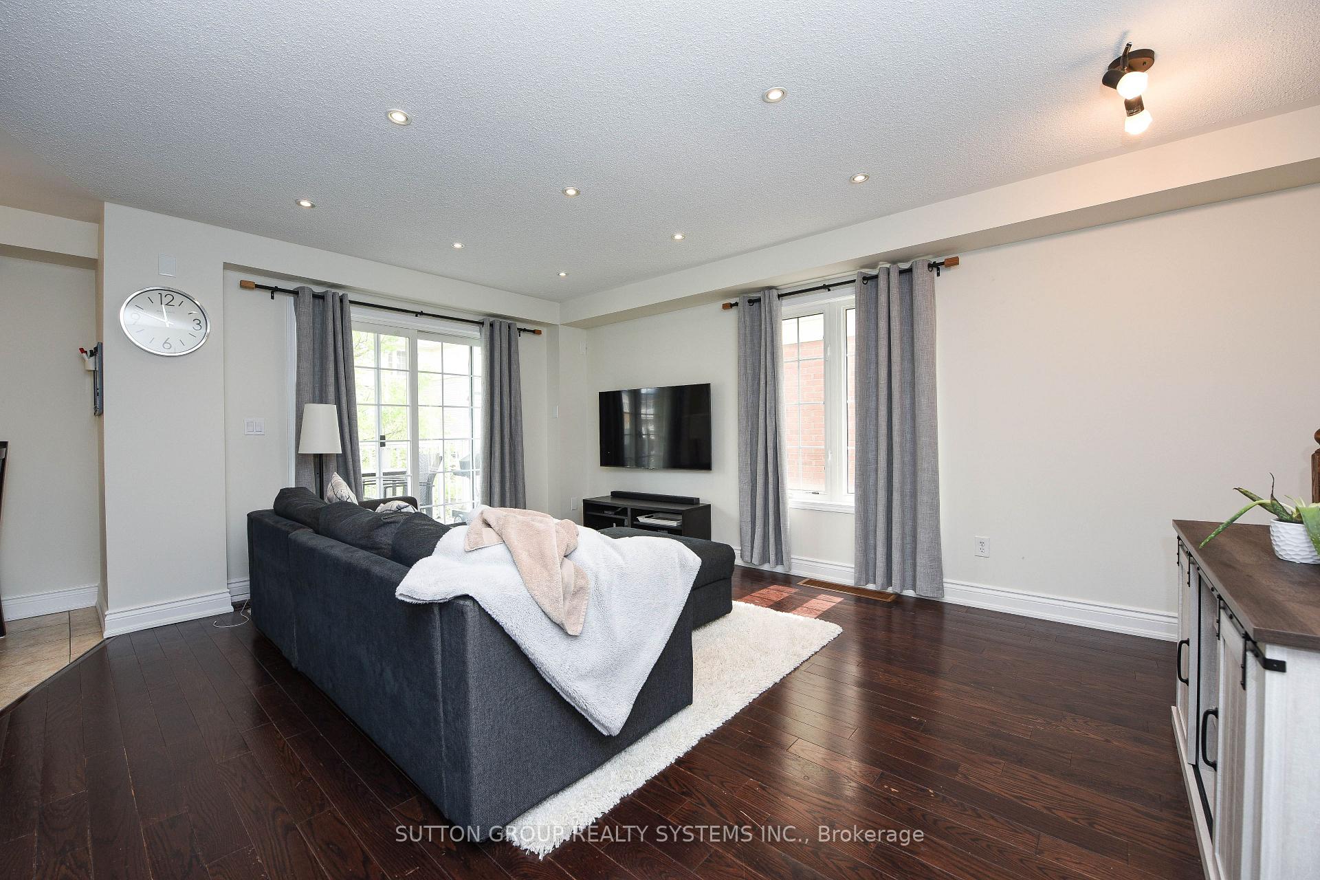 Photo 15 of Unit 92, 620 Ferguson Drive, Milton, Beaty — HOMEH