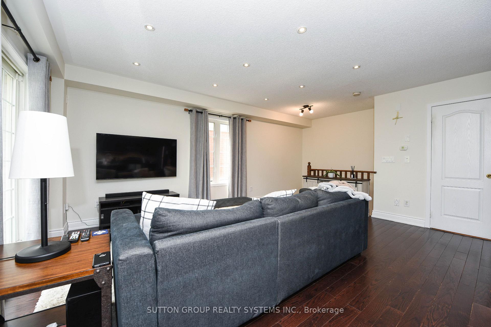 Photo 16 of Unit 92, 620 Ferguson Drive, Milton, Beaty — HOMEH