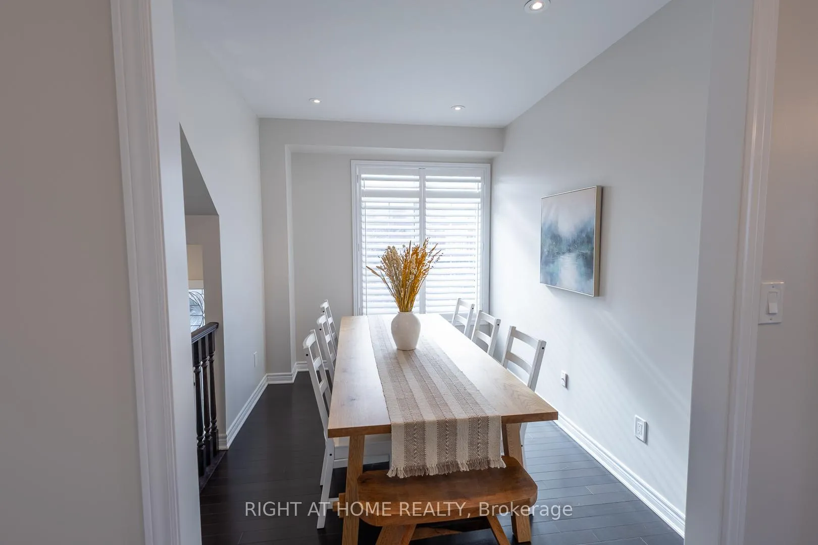 Photo 7 of 25 Rockman Crescent, Brampton, Northwest Brampton — HOMEH