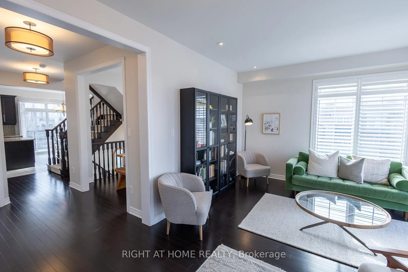 Photo 9 of 25 Rockman Crescent, Brampton, Northwest Brampton — HOMEH