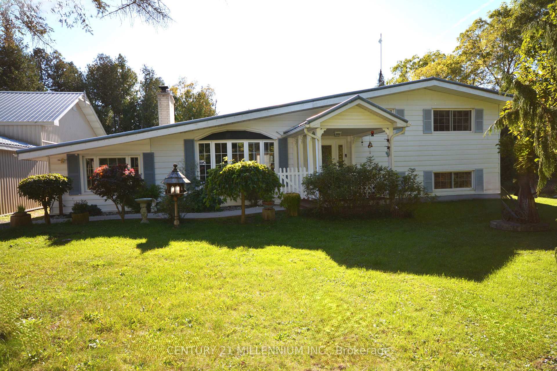 Photo 4 of 12536 Fifth Line, Milton, Rural Nassagaweya — HOMEH
