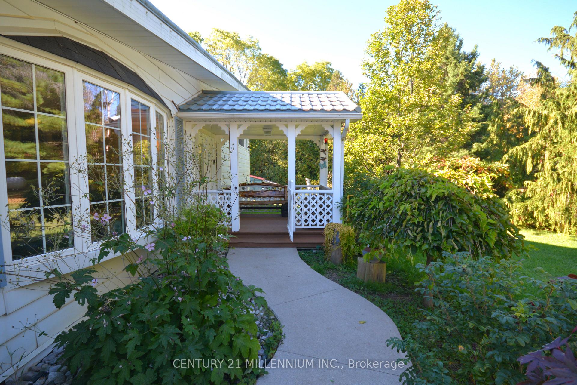 Photo 6 of 12536 Fifth Line, Milton, Rural Nassagaweya — HOMEH