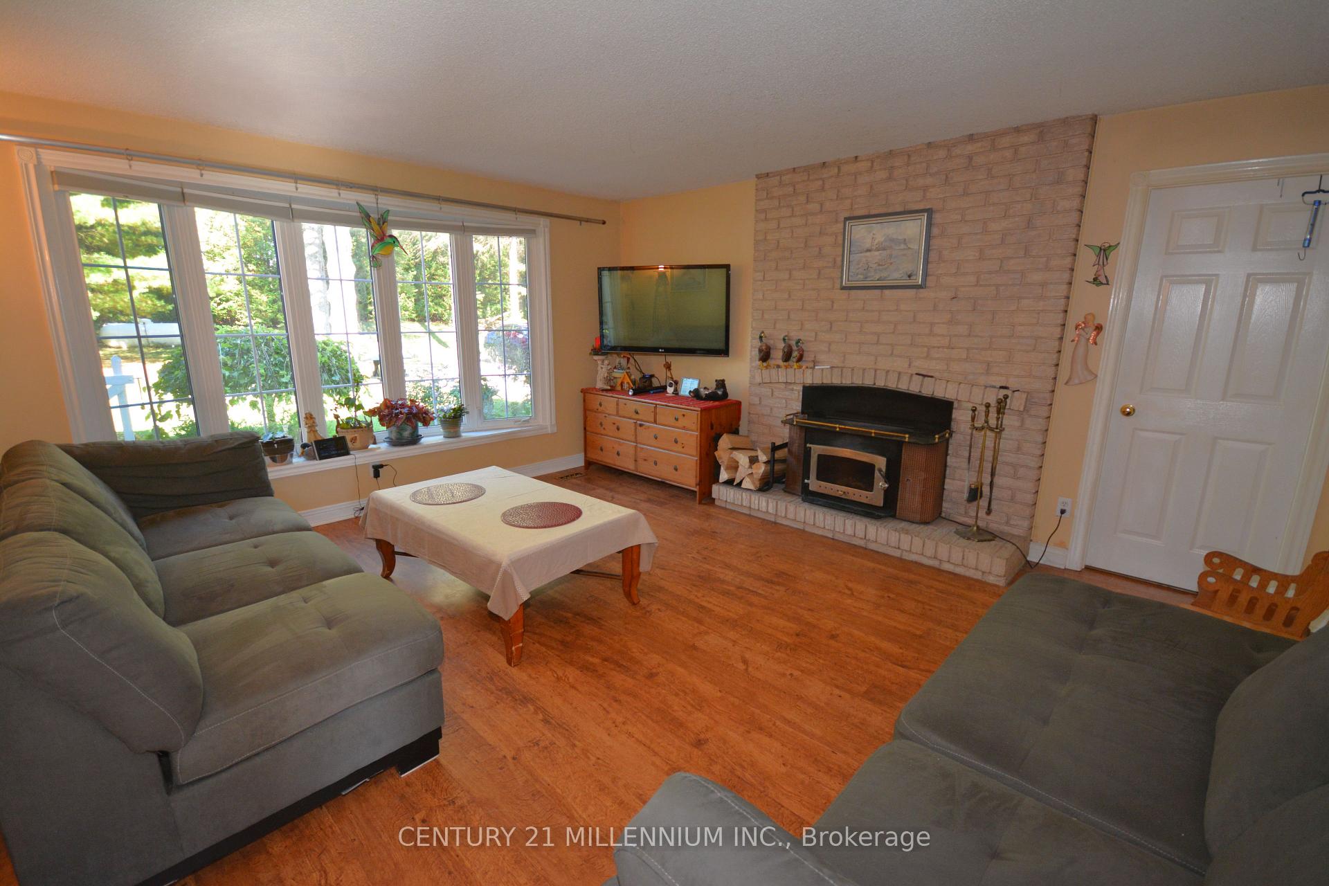 Photo 9 of 12536 Fifth Line, Milton, Rural Nassagaweya — HOMEH
