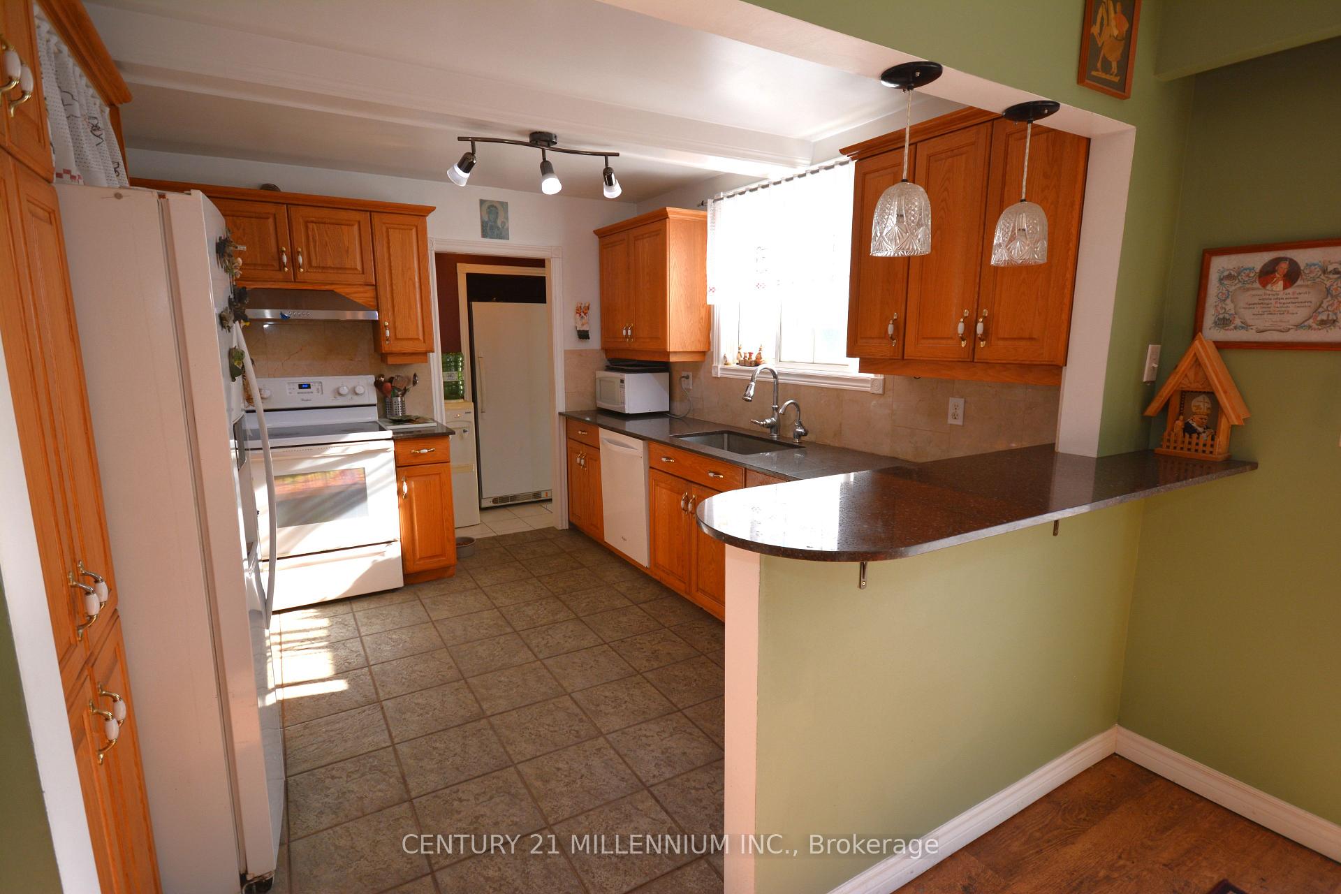 Photo 10 of 12536 Fifth Line, Milton, Rural Nassagaweya — HOMEH