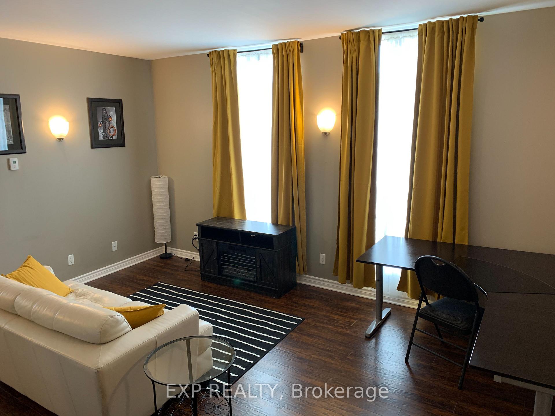 Photo 2 of Unit 3C, 43 Bridge Street, Carleton Place — HOMEH