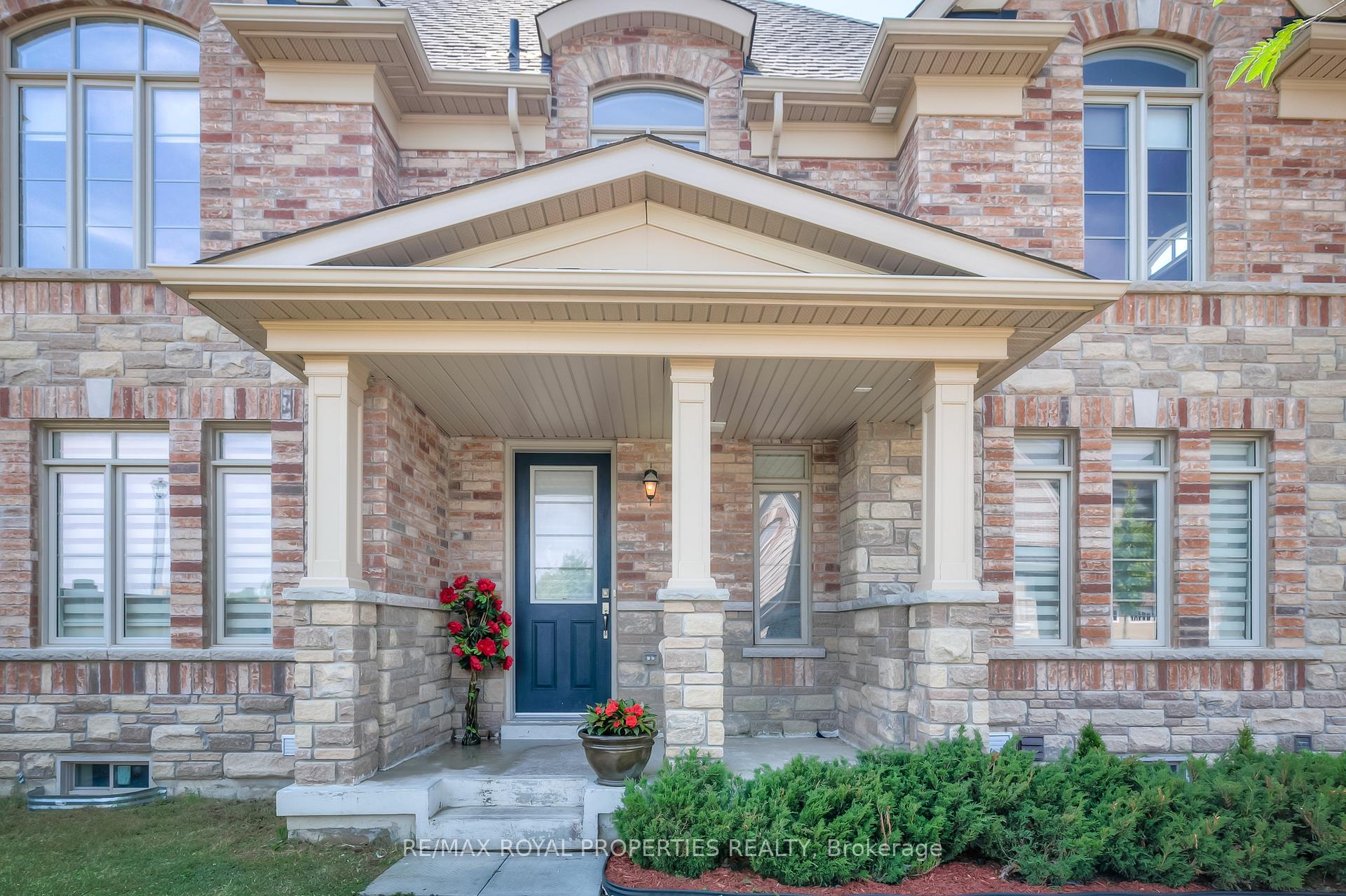 Photo 3 of 101 Larkinley Lane, Ajax, Northwest Ajax — HOMEH
